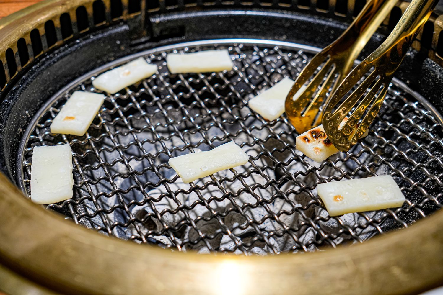 禧太炭火燒肉店｜必吃頂級日本熊本和王和牛，國父紀念館燒肉新指標! @混血珊莎的奇幻旅程