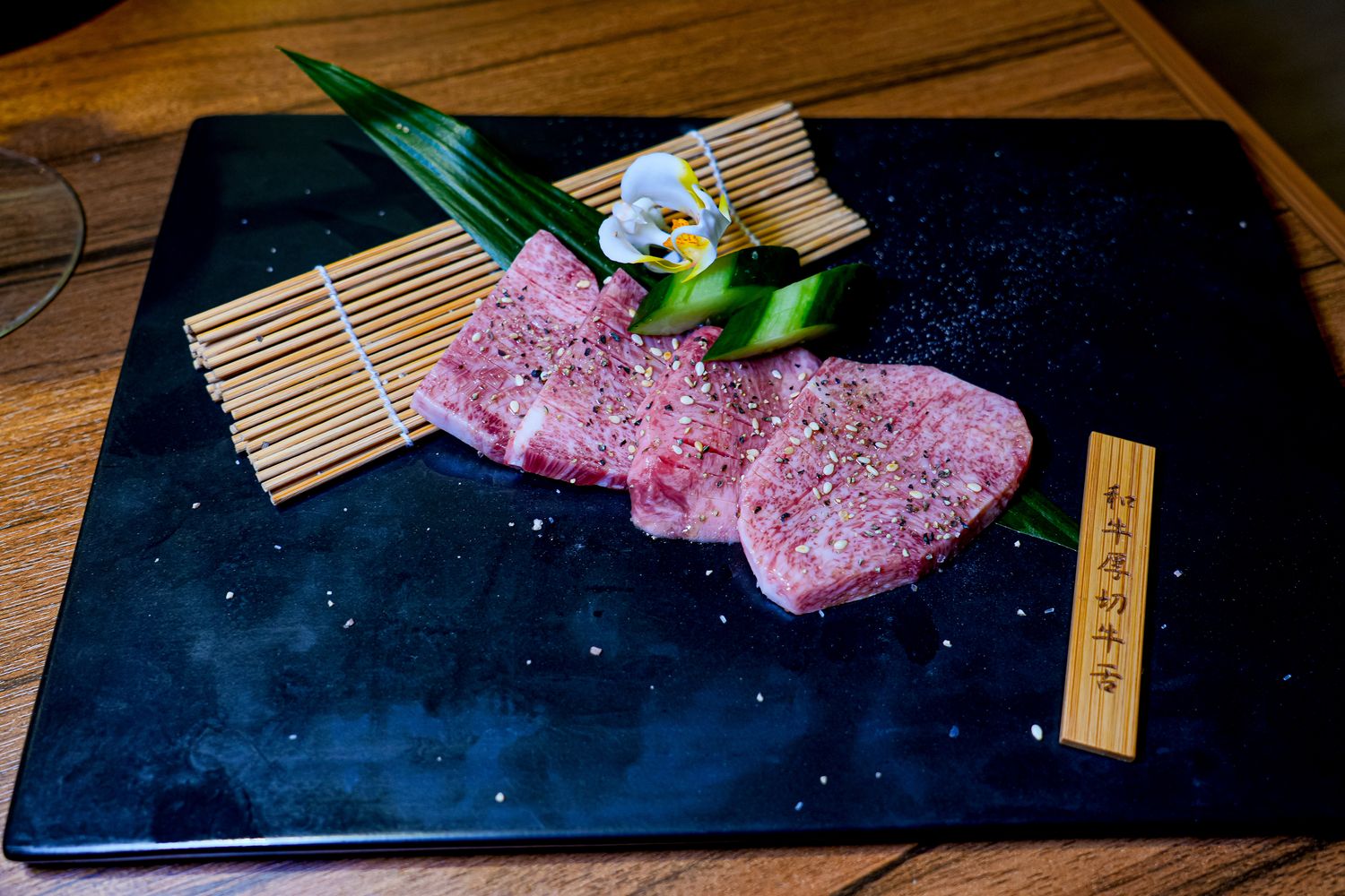 禧太炭火燒肉店｜必吃頂級日本熊本和王和牛，國父紀念館燒肉新指標! @混血珊莎的奇幻旅程
