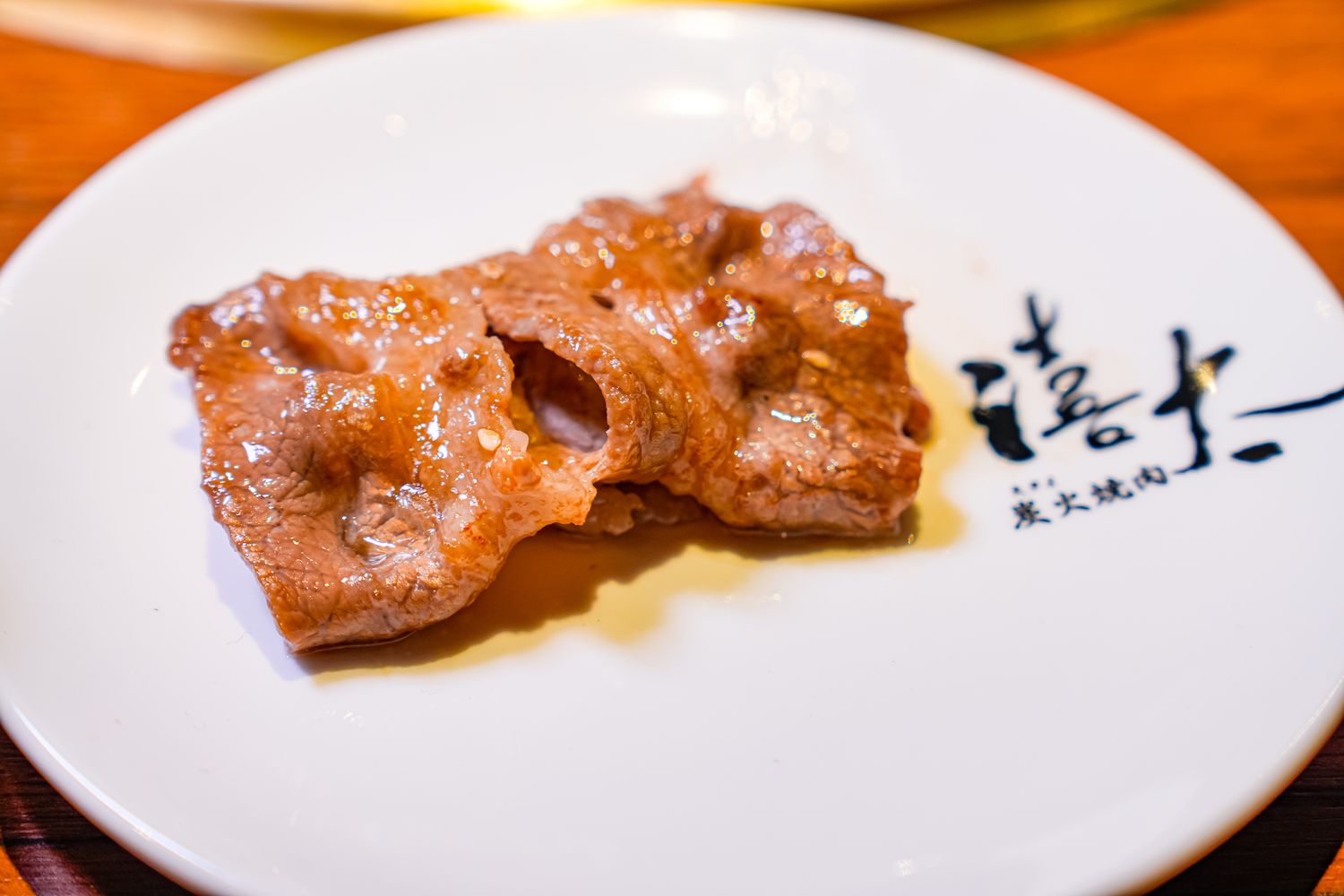 禧太炭火燒肉店｜必吃頂級日本熊本和王和牛，國父紀念館燒肉新指標! @混血珊莎的奇幻旅程