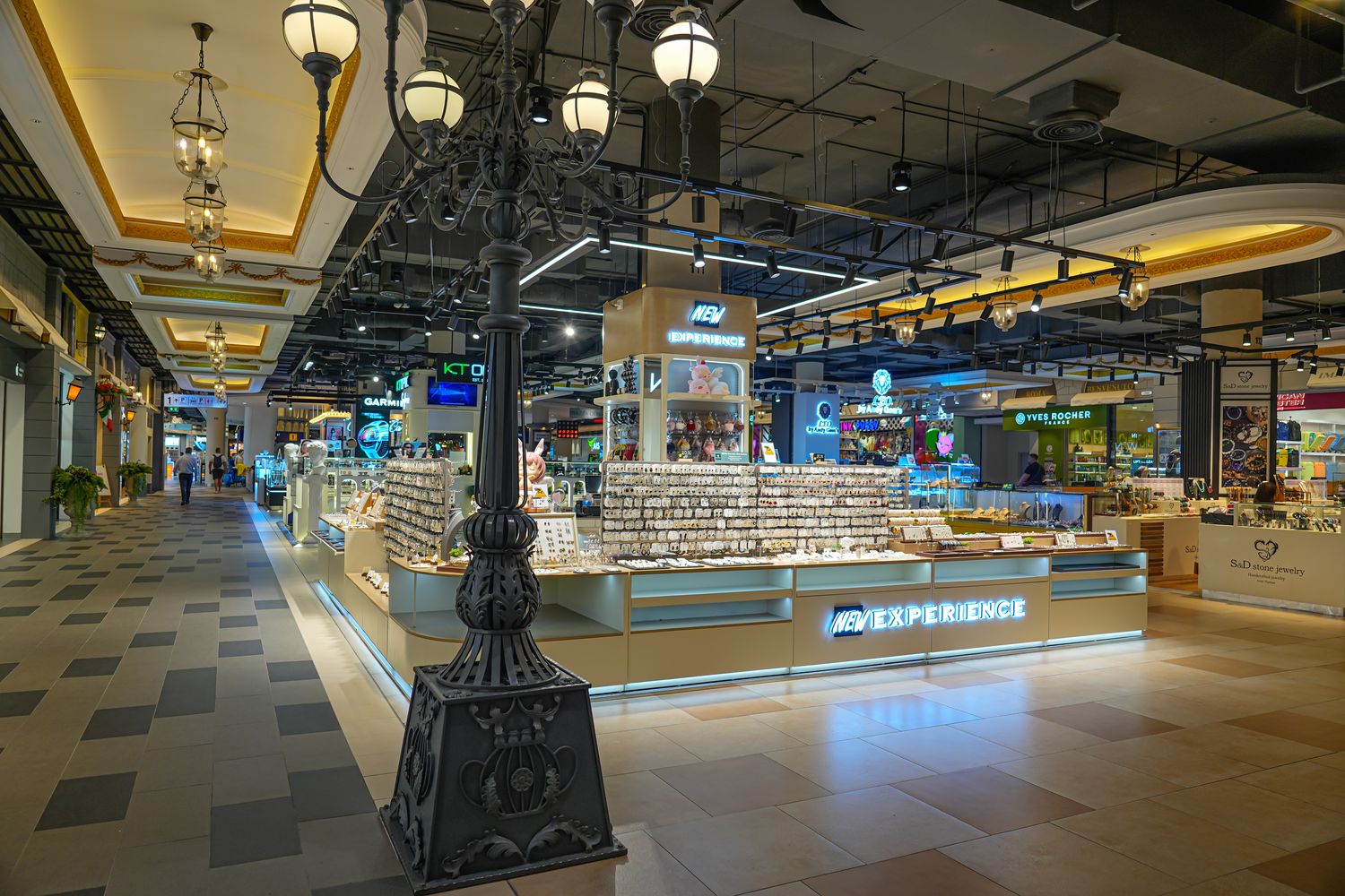 Terminal21 Pattaya|芭達雅購物中心帶你環遊世界，樓層、品牌、必買、必吃全攻略! @混血珊莎的奇幻旅程
