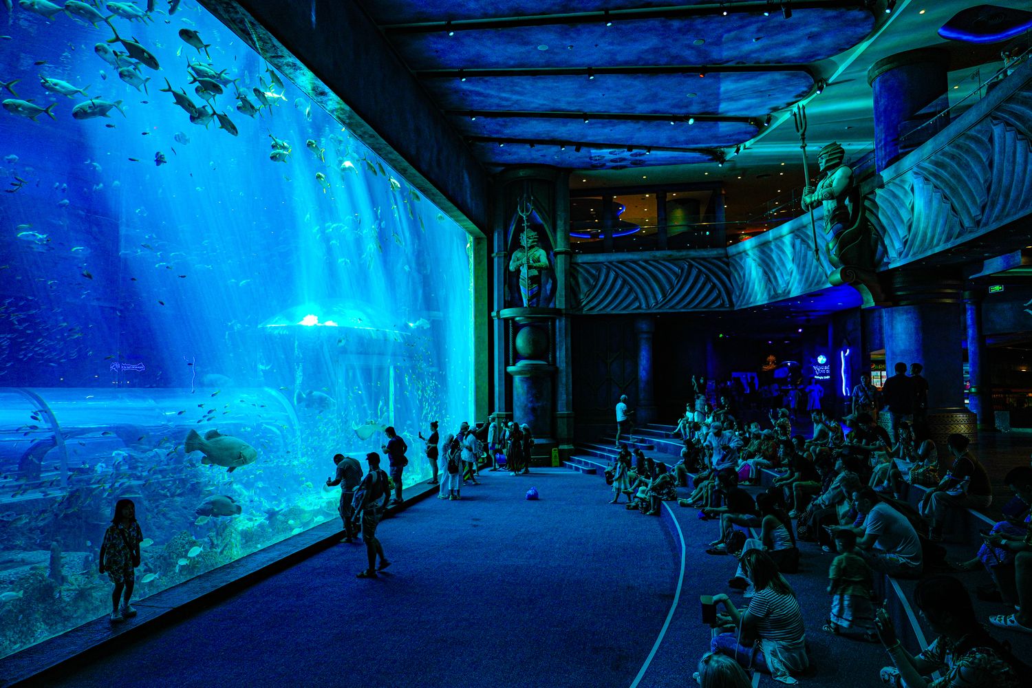 2025 富國島珍珠遊樂園 VinWonders Phu Quoc｜煙火、設施、表演遊玩攻略! @混血珊莎的奇幻旅程