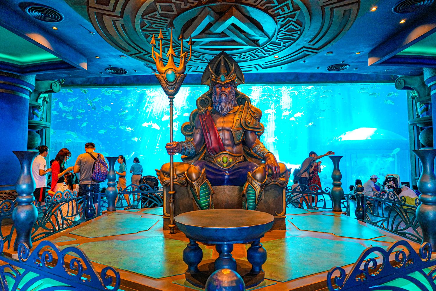 2025 富國島珍珠遊樂園 VinWonders Phu Quoc｜煙火、設施、表演遊玩攻略! @混血珊莎的奇幻旅程