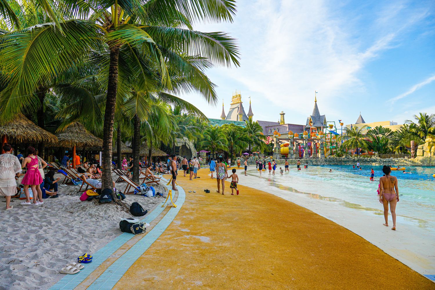 2025 富國島珍珠遊樂園 VinWonders Phu Quoc｜煙火、設施、表演遊玩攻略! @混血珊莎的奇幻旅程