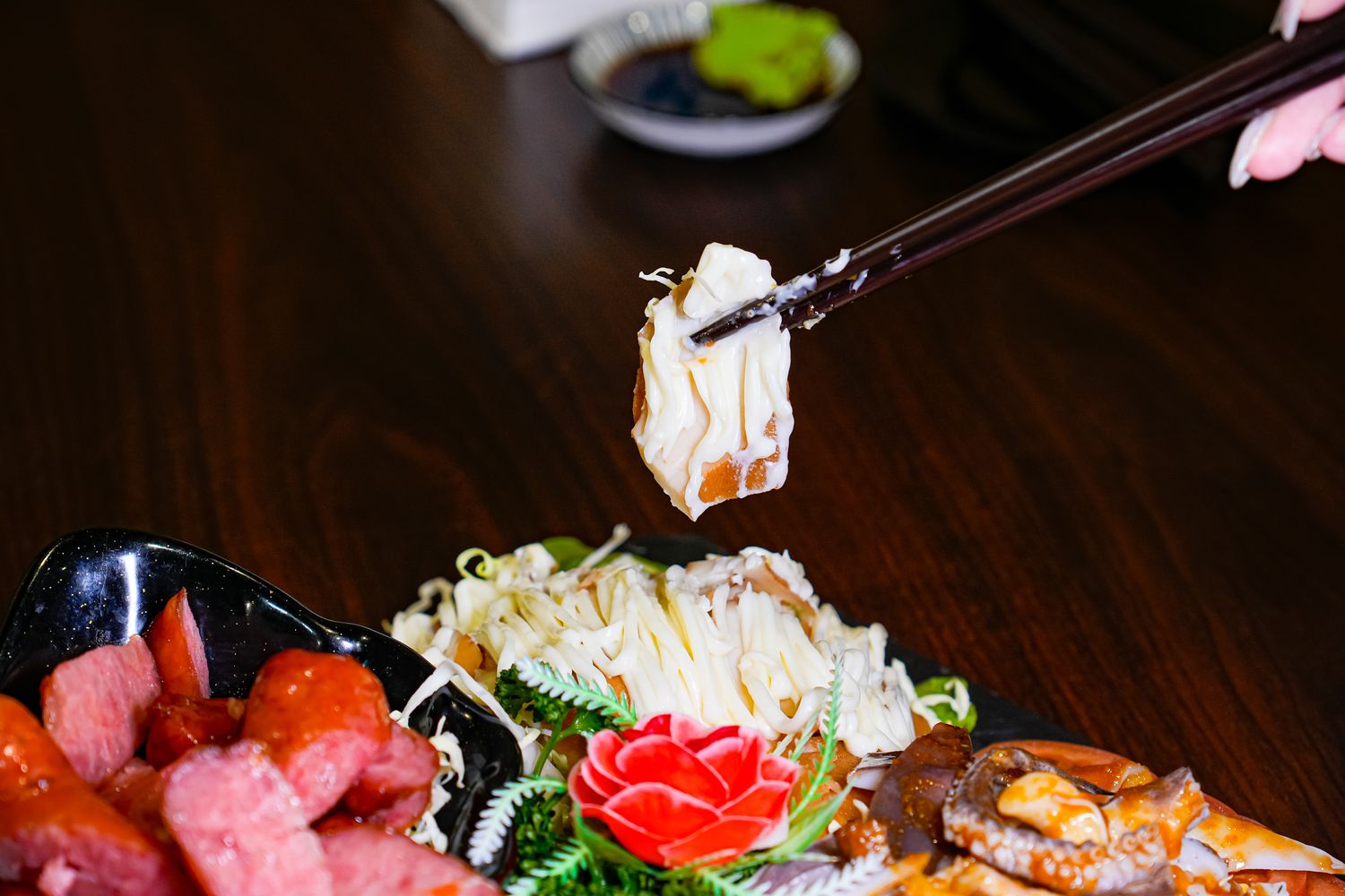 萬里古早風味甕仔雞｜萬里美食推薦，澎湃合菜每人只要 800 元! @混血珊莎的奇幻旅程