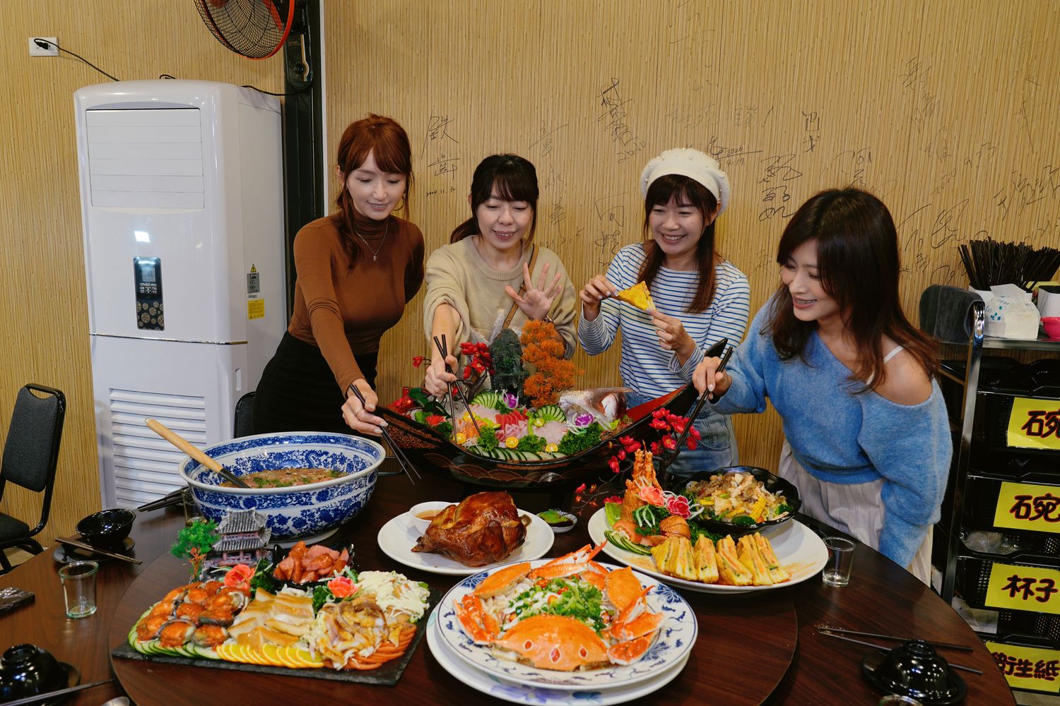 萬里古早風味甕仔雞｜萬里美食推薦，澎湃合菜每人只要 800 元! @混血珊莎的奇幻旅程