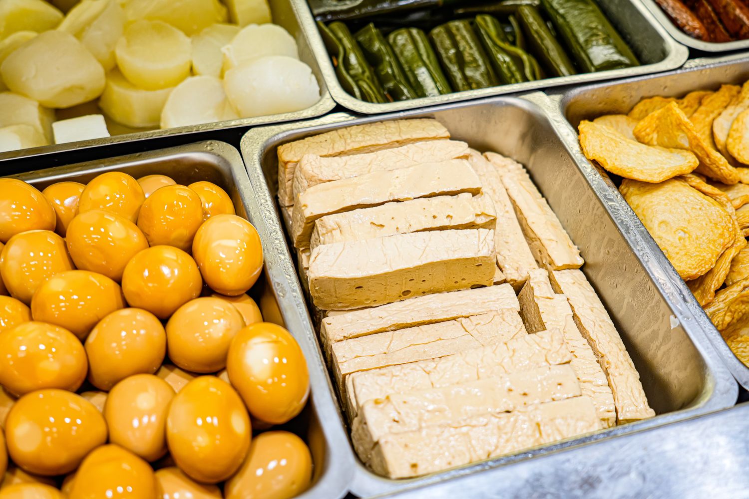 新竹城隍廟美食推薦│九添福牛肉麵，隱藏版米其林實力好店！超浮誇大份量牛肉麵，在地人也大推! @混血珊莎的奇幻旅程