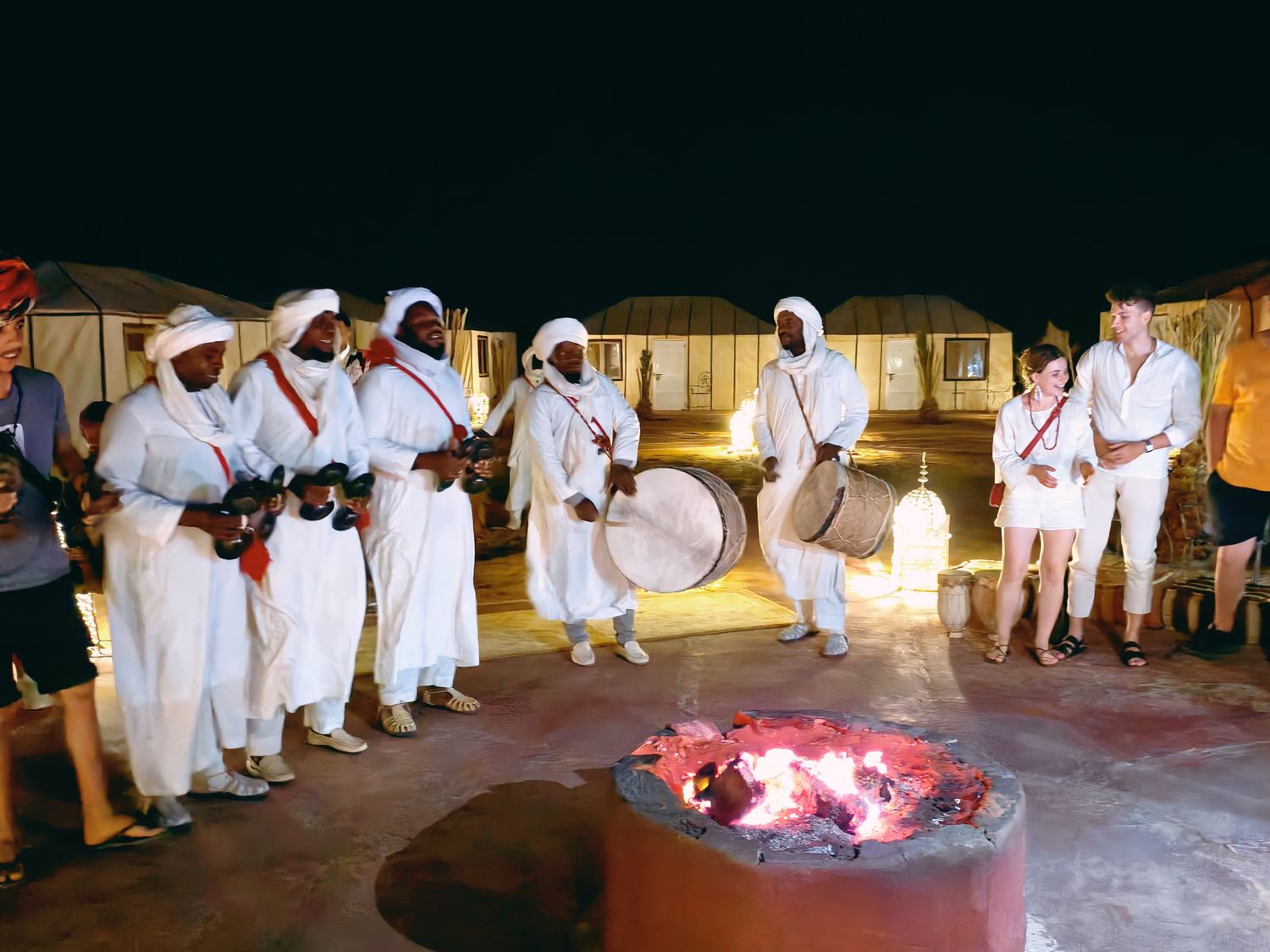 Merzouga Glamping｜摩洛哥沙漠帳篷推薦：走進撒哈拉星空下的夢境! @混血珊莎的奇幻旅程