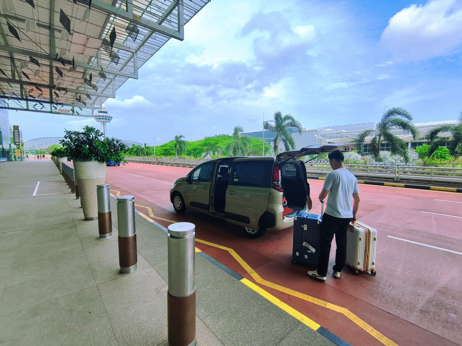 新加坡機場接送｜計程車/機場巴士/地鐵/包車接送優缺點比較，真人實搭分享! @混血珊莎的奇幻旅程