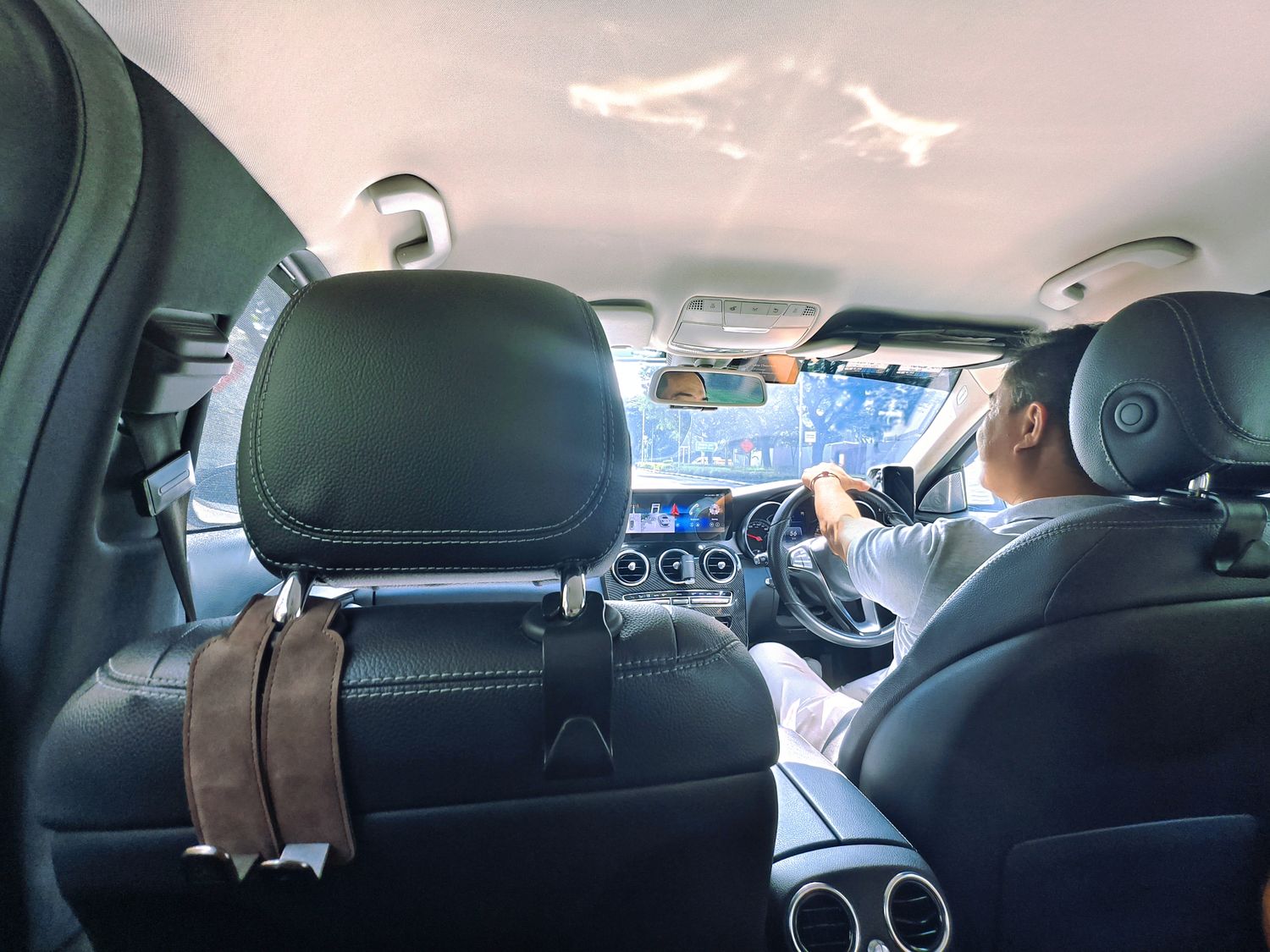 新加坡機場接送｜計程車/機場巴士/地鐵/包車接送優缺點比較，真人實搭分享! @混血珊莎的奇幻旅程