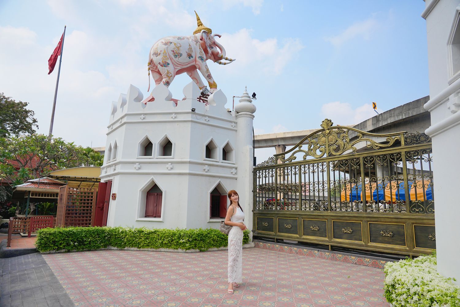 曼谷三頭象神博物館Erawan Museum｜泰國最壯觀的神話建築，絕美玻璃穹頂必拍！ @混血珊莎的奇幻旅程