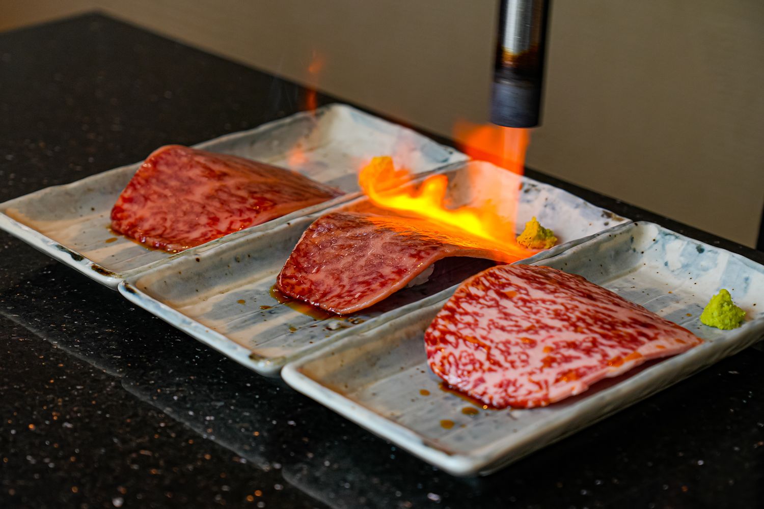 【沖繩燒肉推薦】燒肉本部牧場 國際通店｜人氣必吃Yambaru和牛海陸套餐! @混血珊莎的奇幻旅程