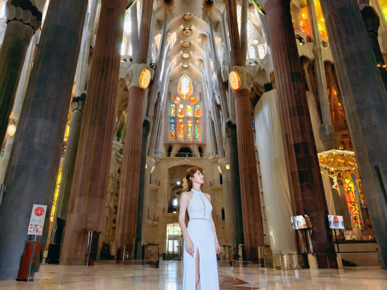 巴塞隆納｜聖家堂 Sagrada Família 參觀全攻略：門票、登塔、交通、穿著一次看! @混血珊莎的奇幻旅程