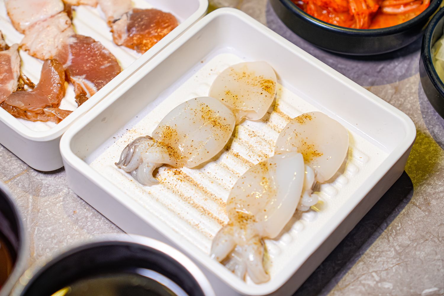 饗燒肉亭｜中壢燒烤吃到飽，厚片和牛牛排桌邊現切 ! @混血珊莎的奇幻旅程