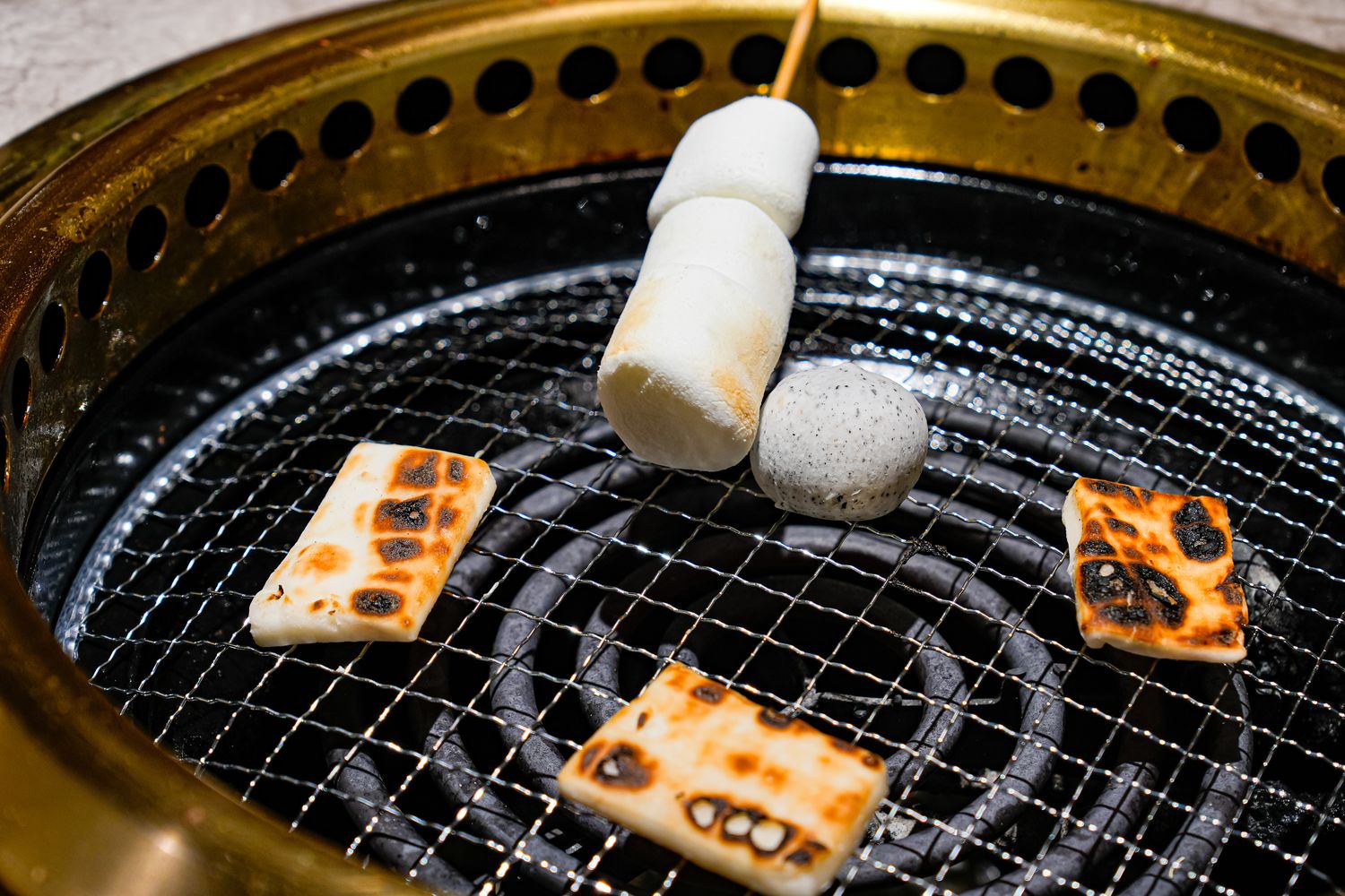 饗燒肉亭｜中壢燒烤吃到飽，厚片和牛牛排桌邊現切 ! @混血珊莎的奇幻旅程