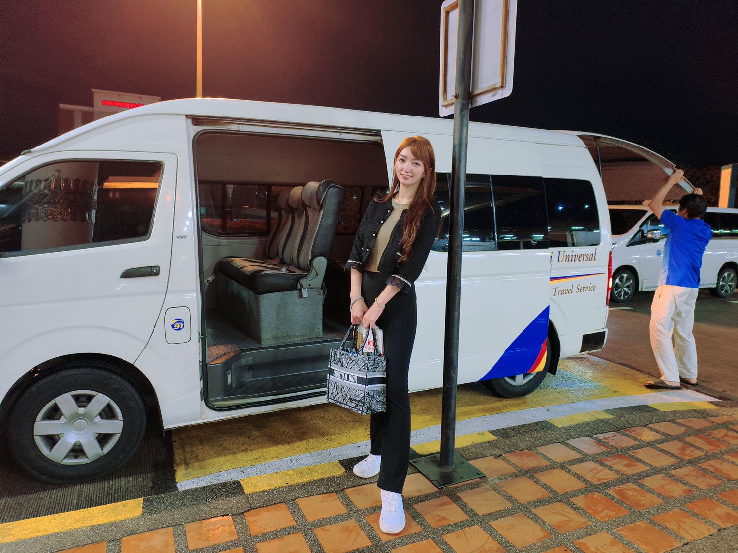 清邁機場接送|告別計程車、不用怕被抬價，專車直達古城! @混血珊莎的奇幻旅程