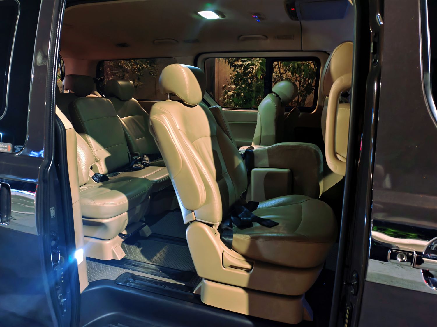 清邁機場接送|告別計程車、不用怕被抬價，專車直達古城! @混血珊莎的奇幻旅程