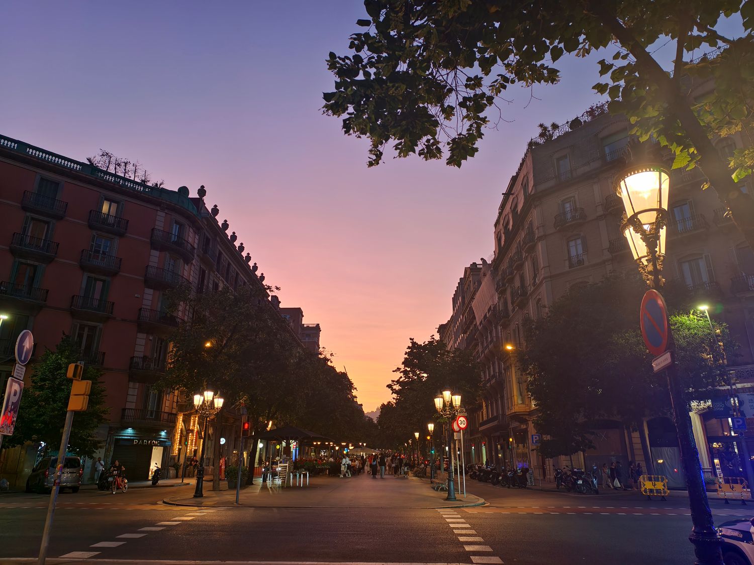 【巴塞隆納住宿推薦】Hotel NH Collection Barcelona Gran Hotel Calderón｜市中心五星住宿首選 @混血珊莎的奇幻旅程