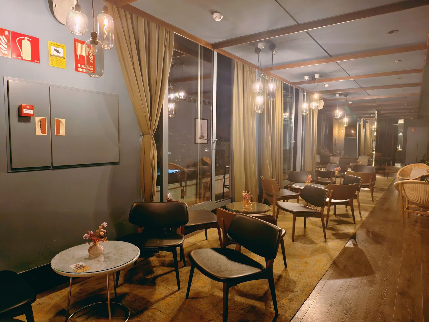 【巴塞隆納住宿推薦】Hotel NH Collection Barcelona Gran Hotel Calderón｜市中心五星住宿首選 @混血珊莎的奇幻旅程
