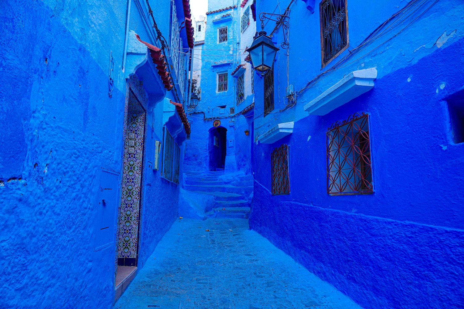 【摩洛哥旅遊】舍夫沙萬Chefchaouen：藍色山城景點推薦、交通住宿攻略 @混血珊莎的奇幻旅程