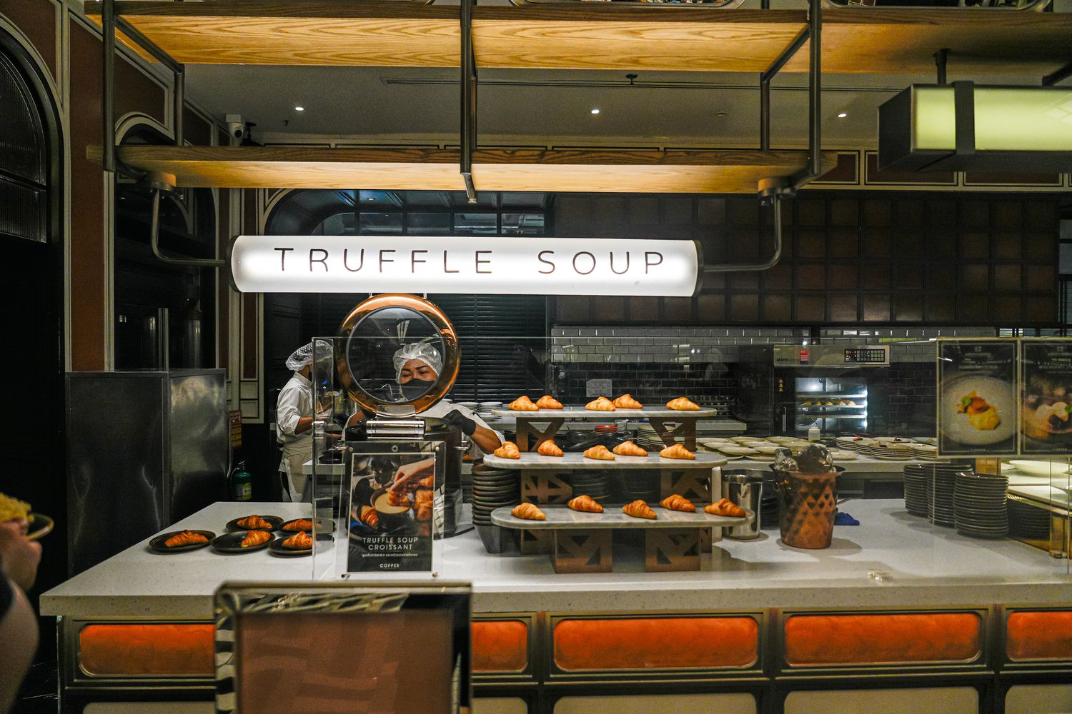 曼谷吃到飽 Copper Beyond Buffet 攻略｜ 菜單、必吃亮點整理，米其林級自助餐這樣吃最划算! @混血珊莎的奇幻旅程