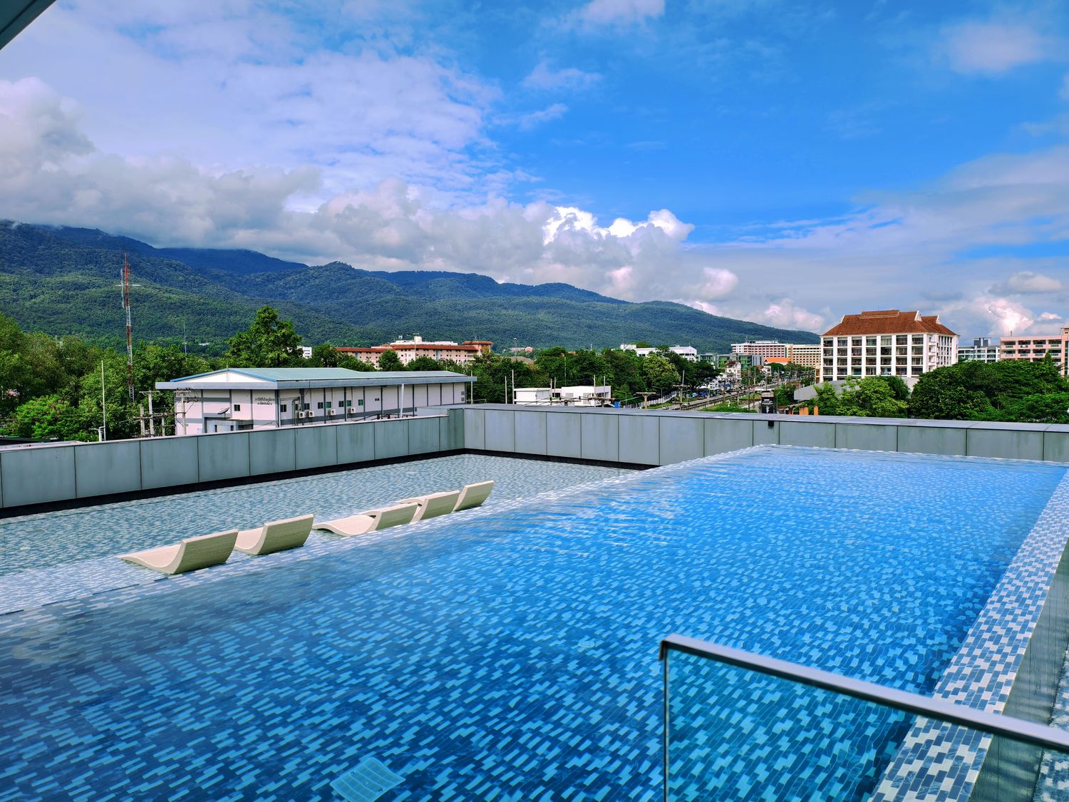 【清邁自由行攻略】行前規劃、交通、機票、景點、簽證、行程費用一次看懂！ @混血珊莎的奇幻旅程