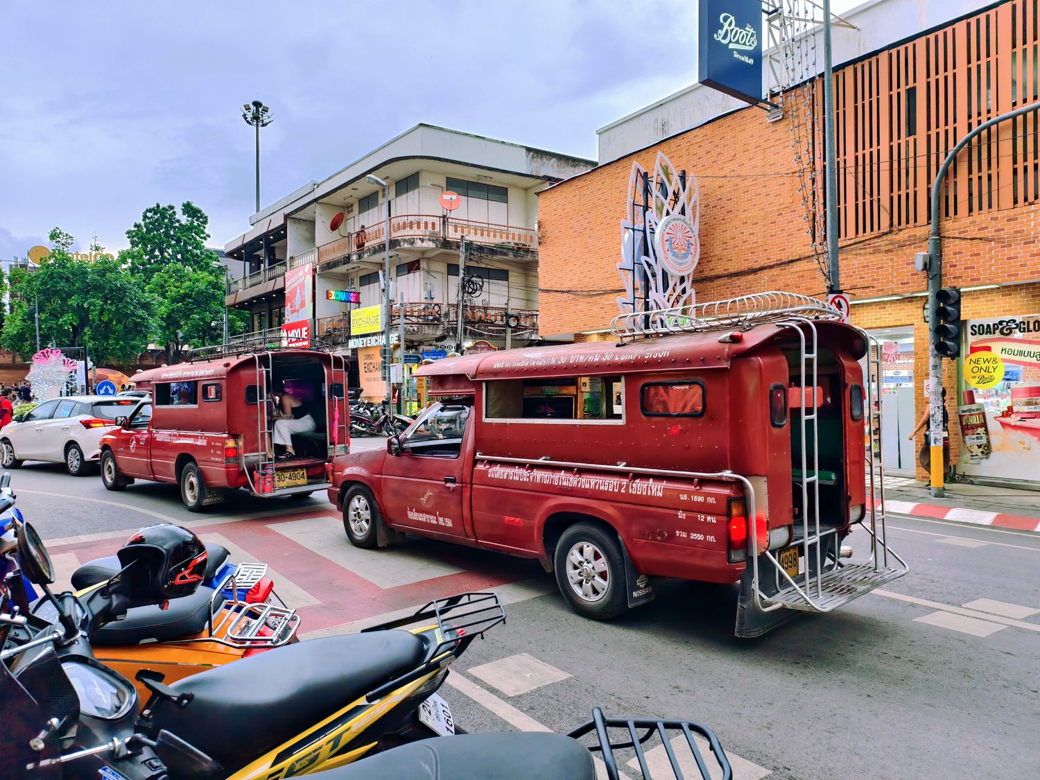 【清邁自由行攻略】行前規劃、交通、機票、景點、簽證、行程費用一次看懂！ @混血珊莎的奇幻旅程