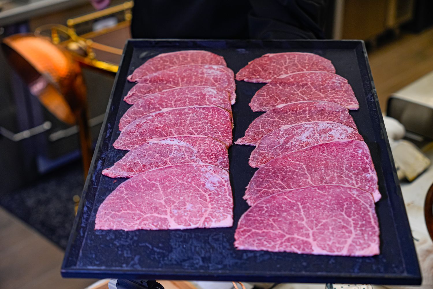 初海和牛鐵板燒｜台北鐵板燒新天花板，$1680 起 14 品奢華饗宴+震撼火焰秀! @混血珊莎的奇幻旅程