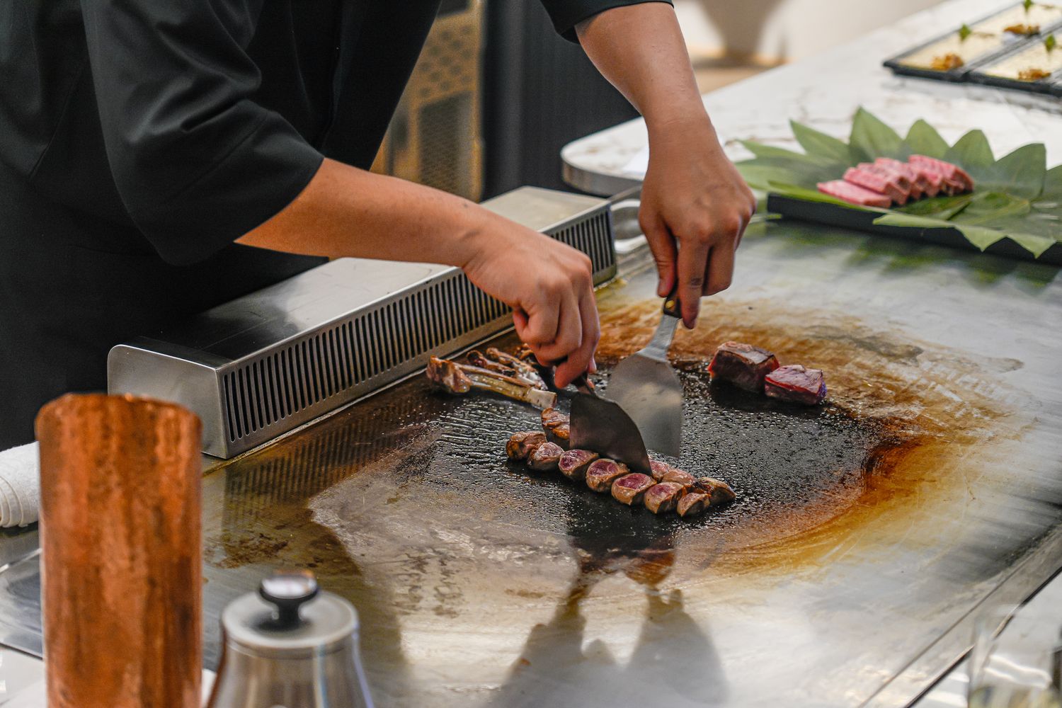 初海和牛鐵板燒｜台北鐵板燒新天花板，$1680 起 14 品奢華饗宴+震撼火焰秀! @混血珊莎的奇幻旅程