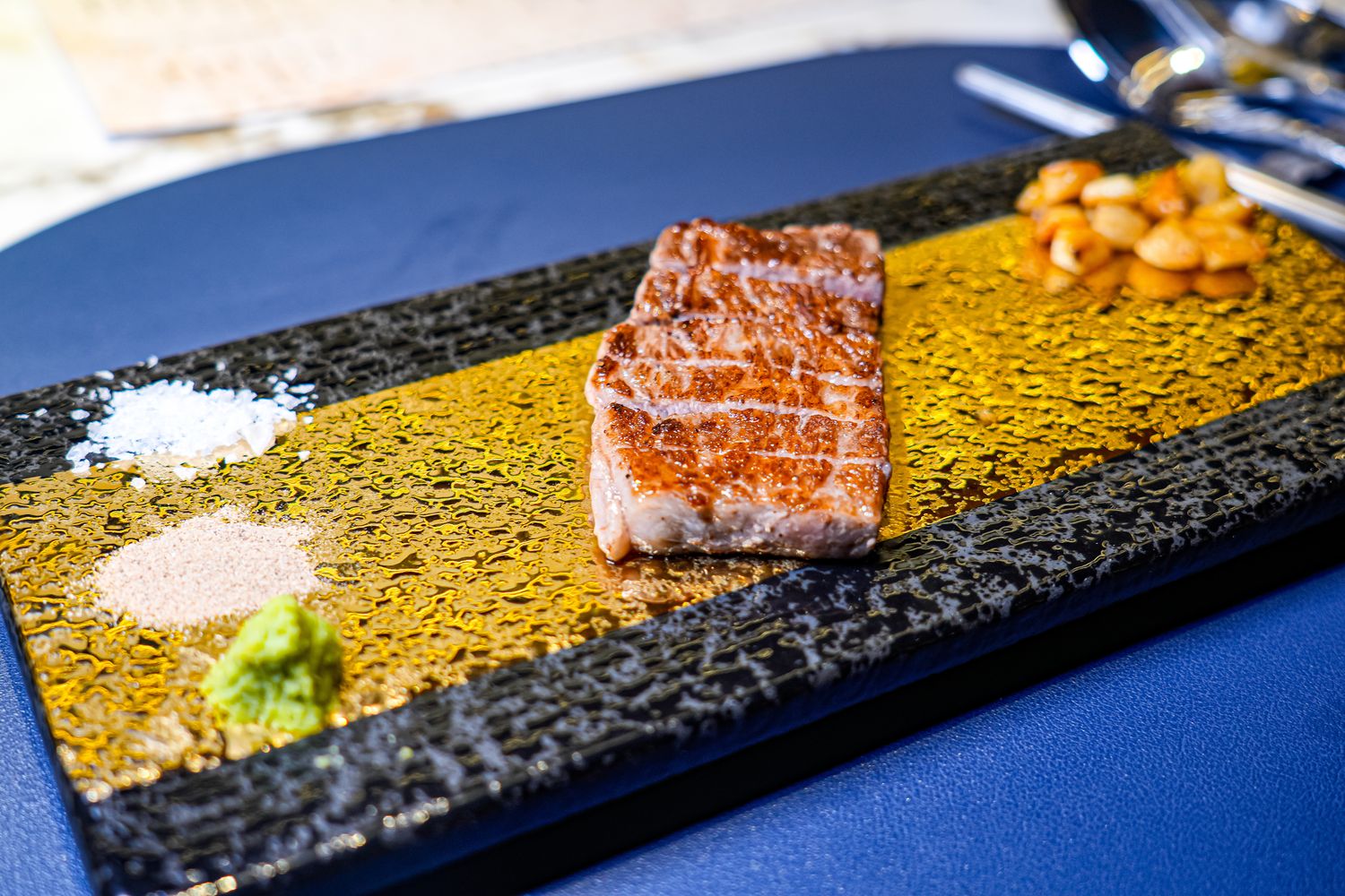 初海和牛鐵板燒｜台北鐵板燒新天花板，$1680 起 14 品奢華饗宴+震撼火焰秀! @混血珊莎的奇幻旅程