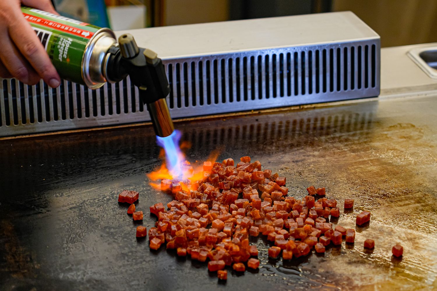 初海和牛鐵板燒｜台北鐵板燒新天花板，$1680 起 14 品奢華饗宴+震撼火焰秀! @混血珊莎的奇幻旅程