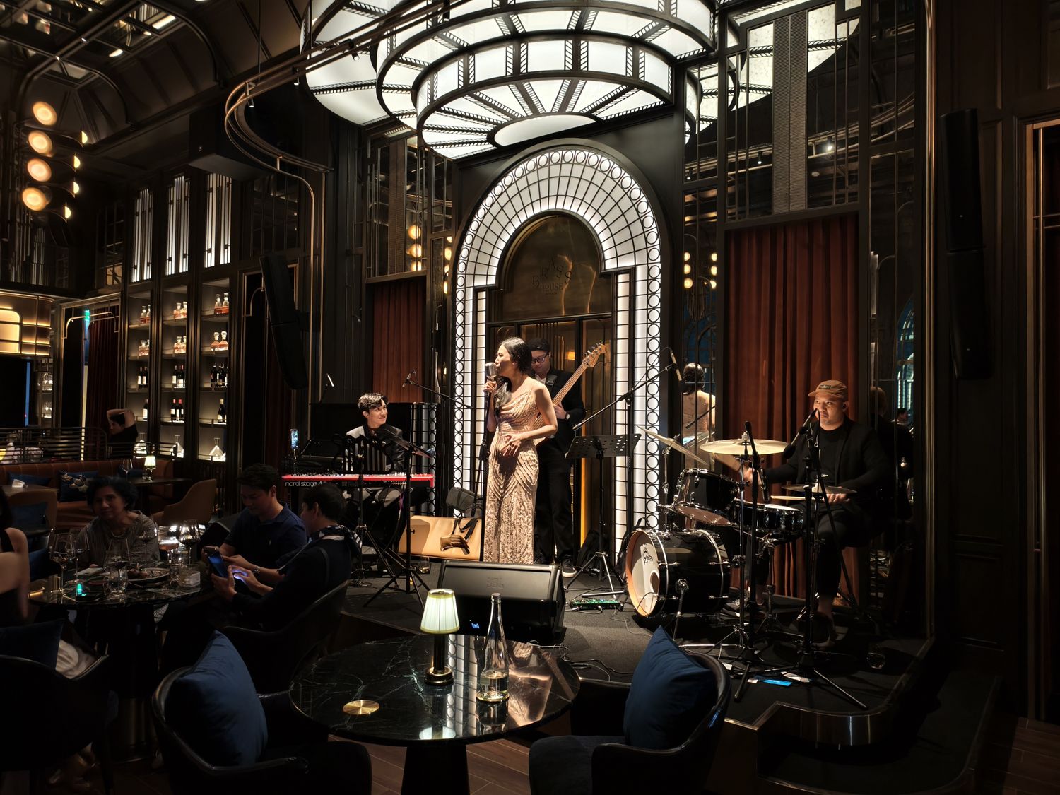 Grande Centre Point Prestige Bangkok|新開幕曼谷五星飯店,近四面佛跟商場! @混血珊莎的奇幻旅程 Grande Centre Point Prestige Bangkok|新開幕曼谷五星飯店,近四面佛跟商場! @混血珊莎的奇幻旅程