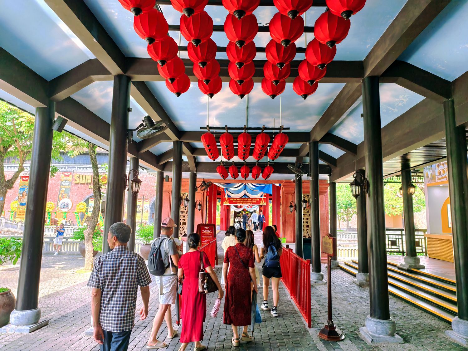 【峴港巴拿山一日遊攻略】佛手橋、法國村、地圖、穿著與自助餐完整懶人包! @混血珊莎的奇幻旅程