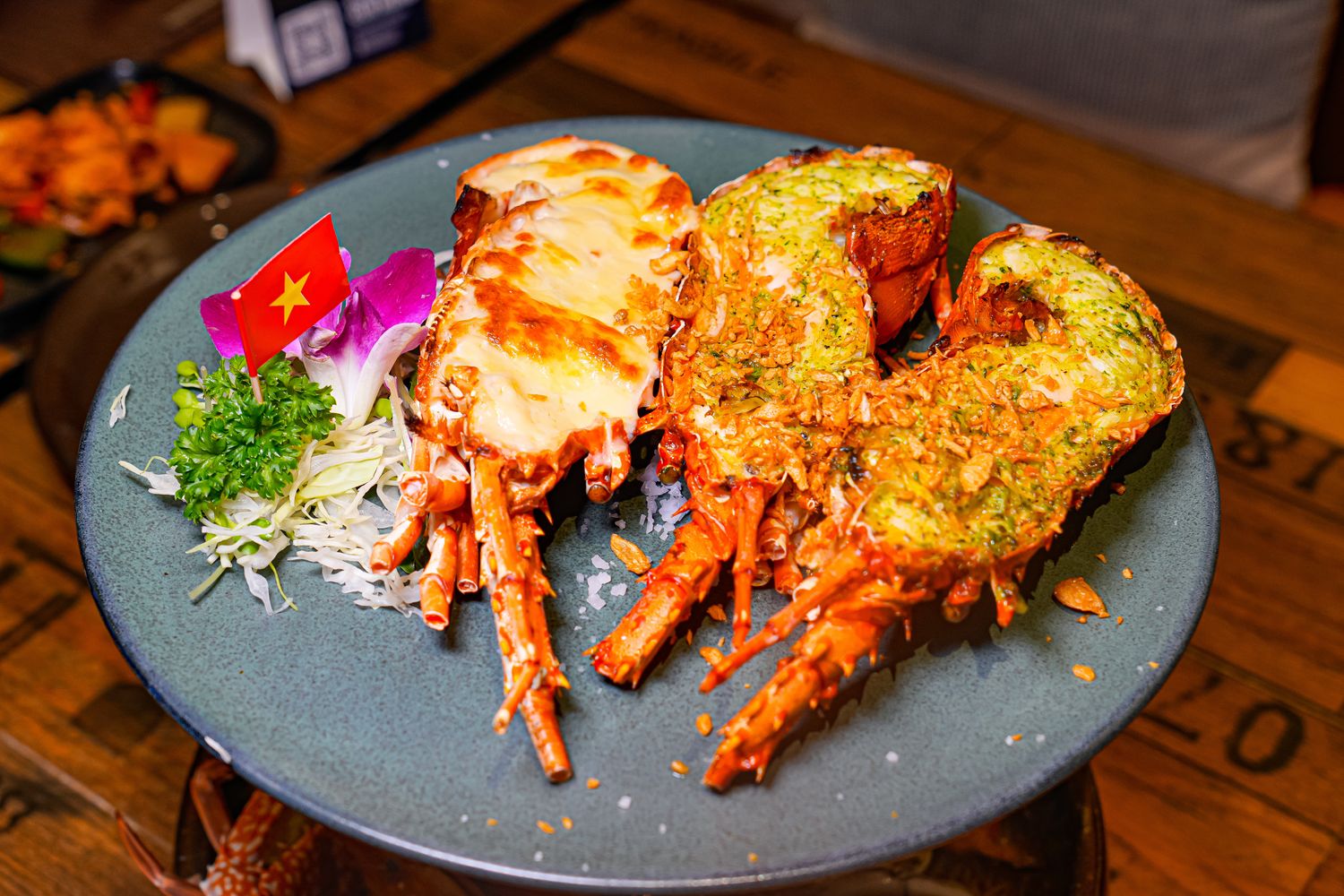 【越南峴港必吃】All Seasons Buffet Da Nang 龍蝦海鮮吃到飽(中文菜單) @混血珊莎的奇幻旅程