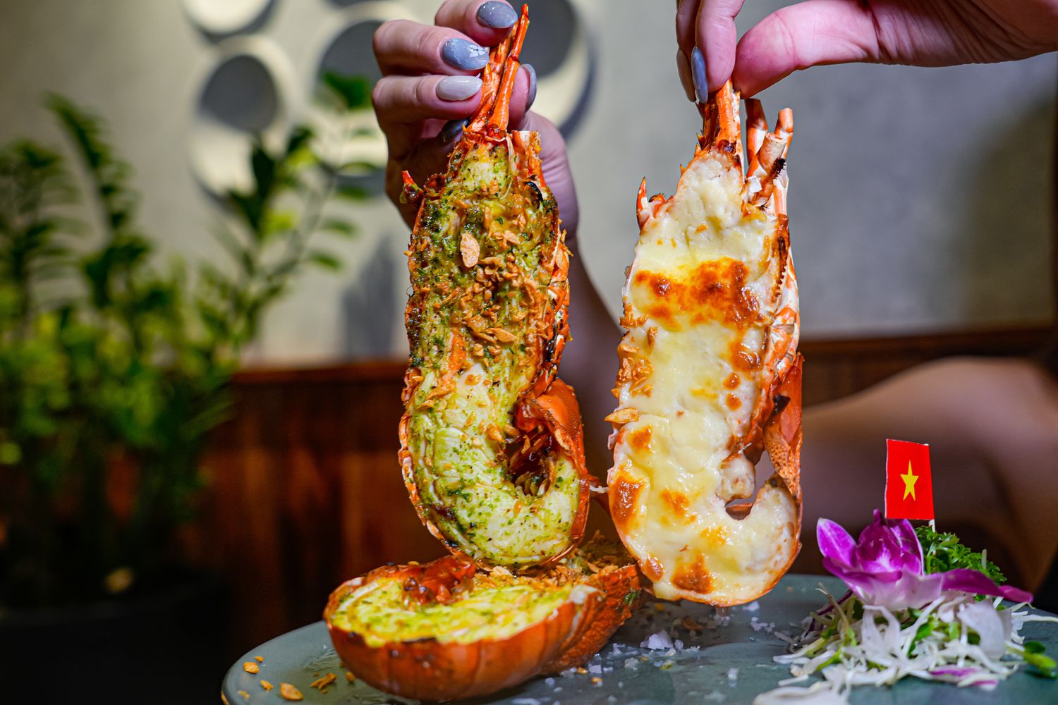 【越南峴港必吃】All Seasons Buffet Da Nang 龍蝦海鮮吃到飽(中文菜單) @混血珊莎的奇幻旅程