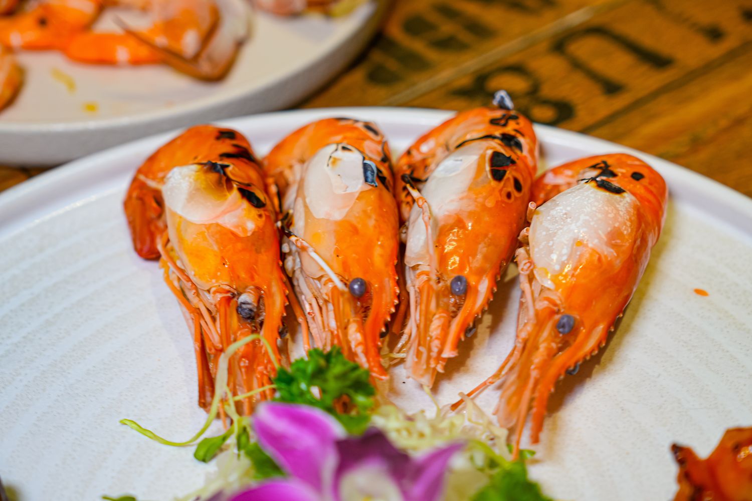 【越南峴港必吃】All Seasons Buffet Da Nang 龍蝦海鮮吃到飽(中文菜單) @混血珊莎的奇幻旅程