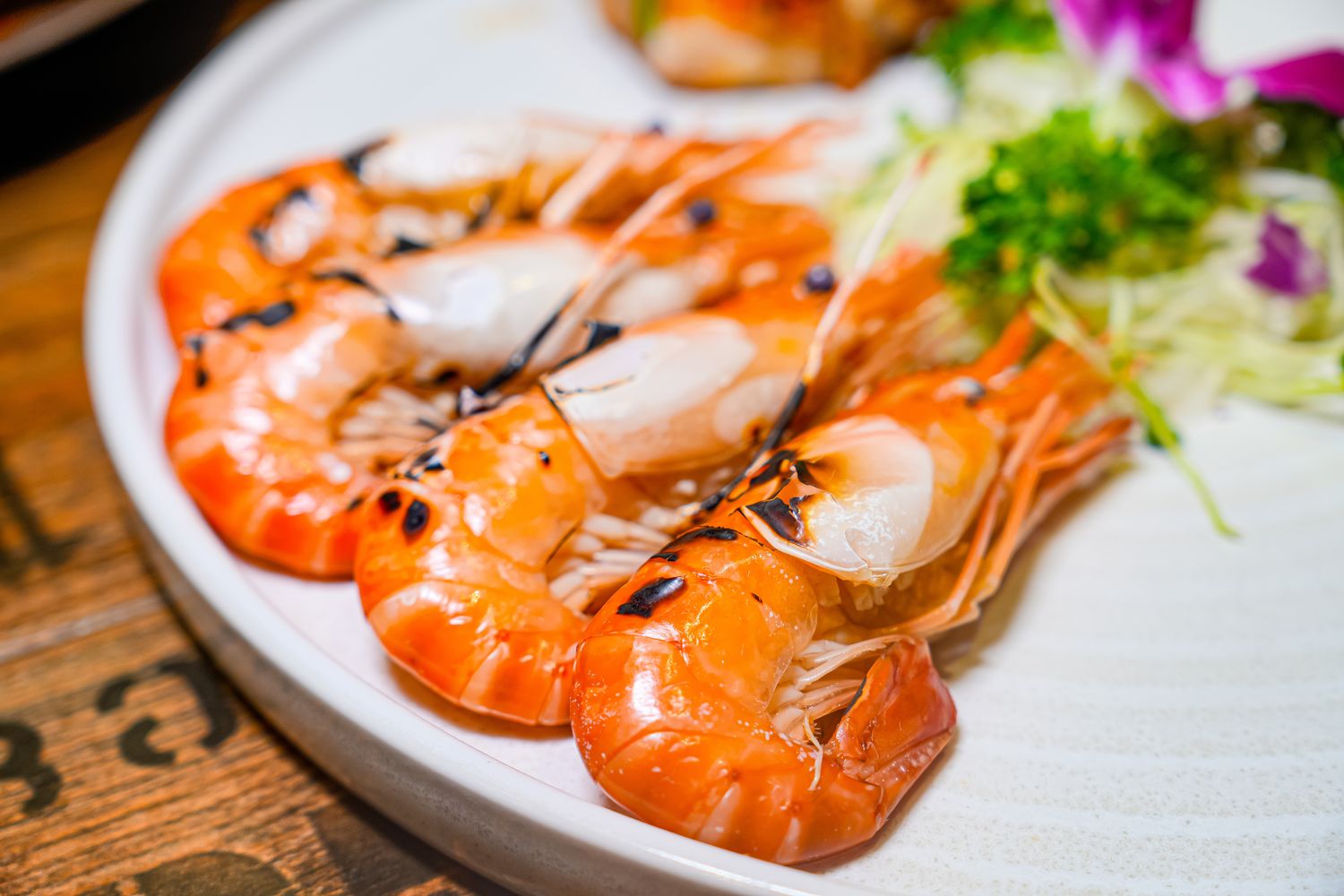 【越南峴港必吃】All Seasons Buffet Da Nang 龍蝦海鮮吃到飽(中文菜單) @混血珊莎的奇幻旅程