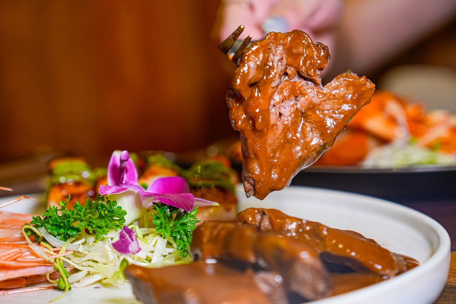 【越南峴港必吃】All Seasons Buffet Da Nang 龍蝦海鮮吃到飽(中文菜單) @混血珊莎的奇幻旅程