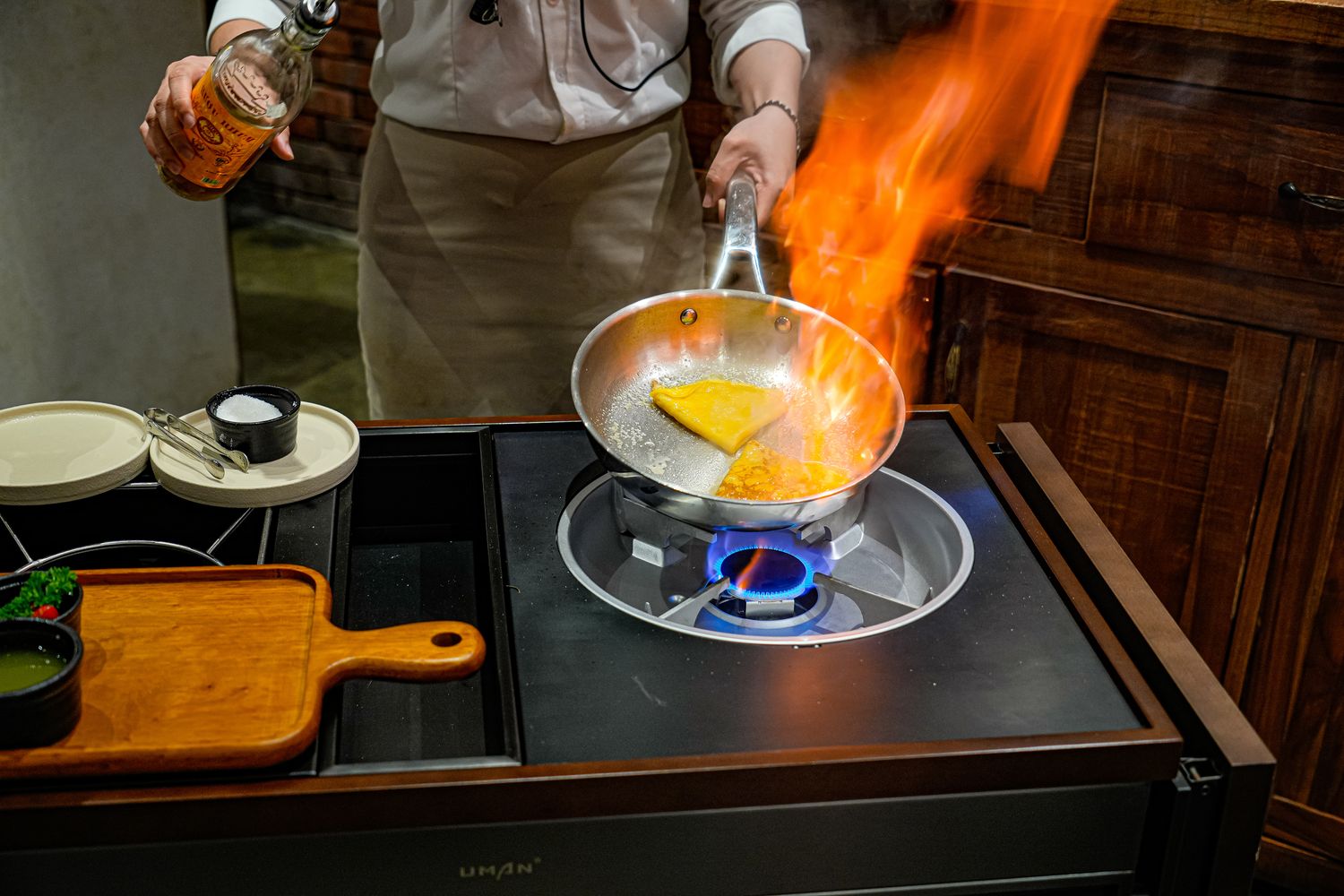 【越南峴港必吃】All Seasons Buffet Da Nang 龍蝦海鮮吃到飽(中文菜單) @混血珊莎的奇幻旅程