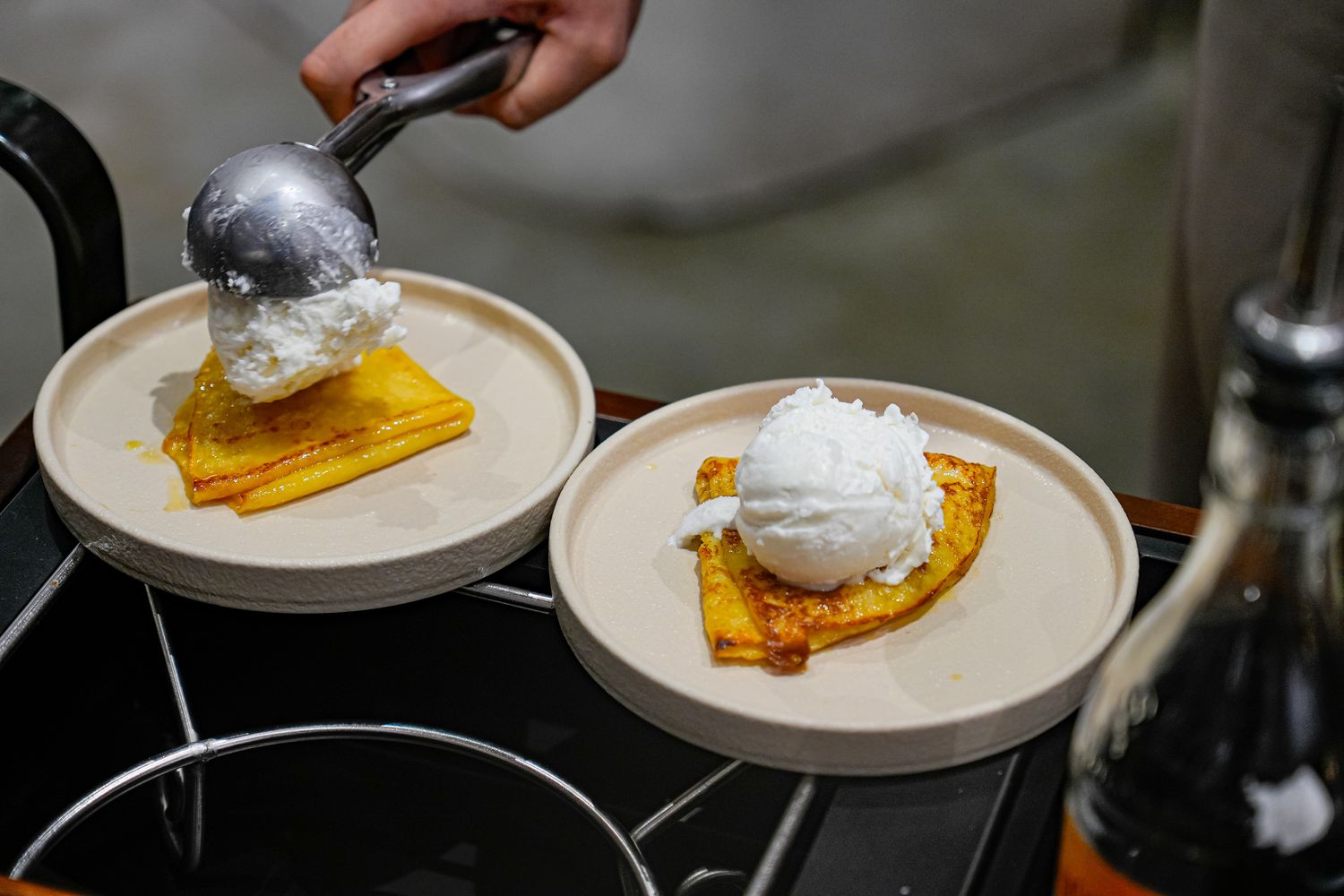 【越南峴港必吃】All Seasons Buffet Da Nang 龍蝦海鮮吃到飽(中文菜單) @混血珊莎的奇幻旅程