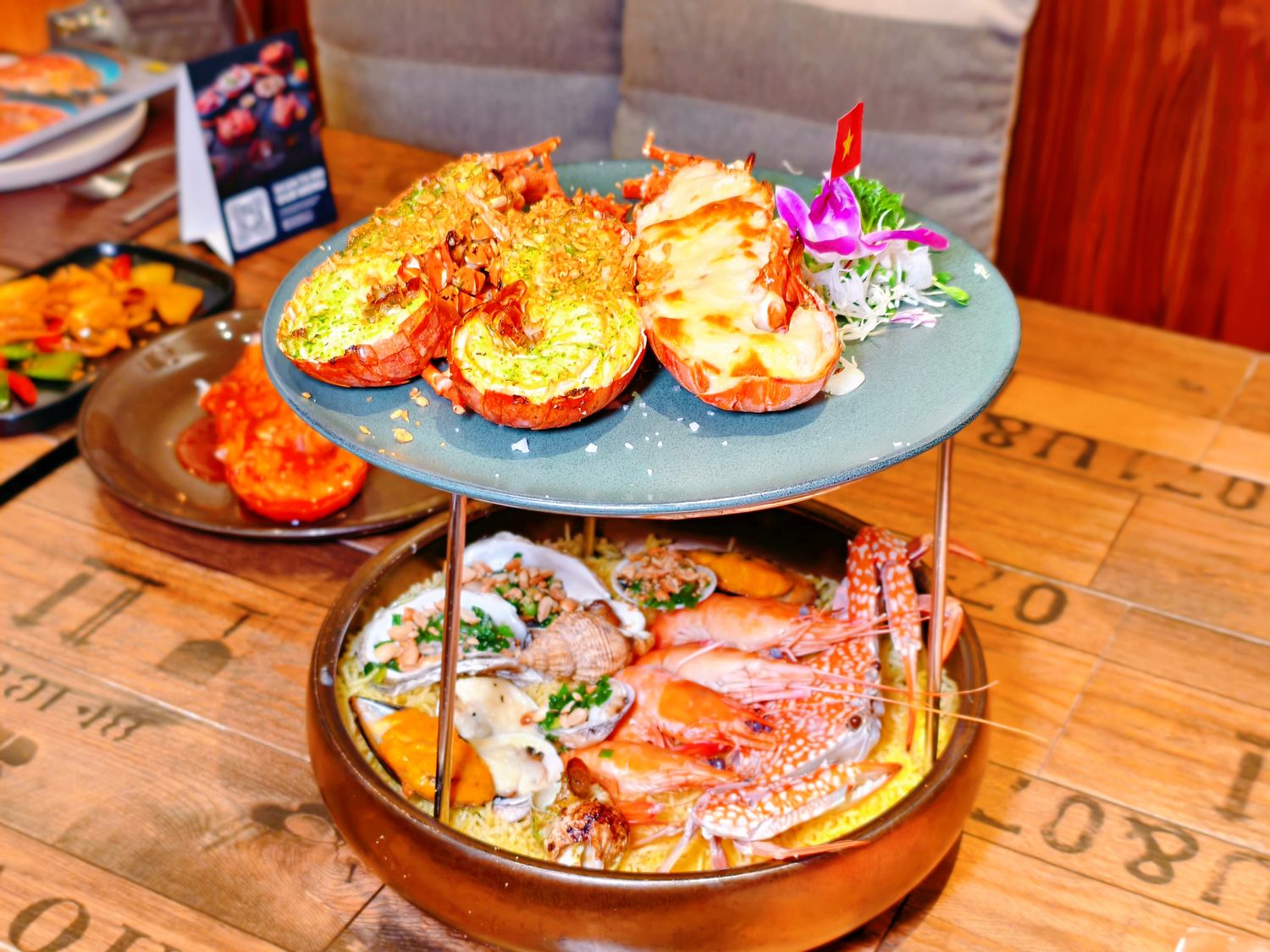 【越南峴港必吃】All Seasons Buffet Da Nang 龍蝦海鮮吃到飽(中文菜單) @混血珊莎的奇幻旅程