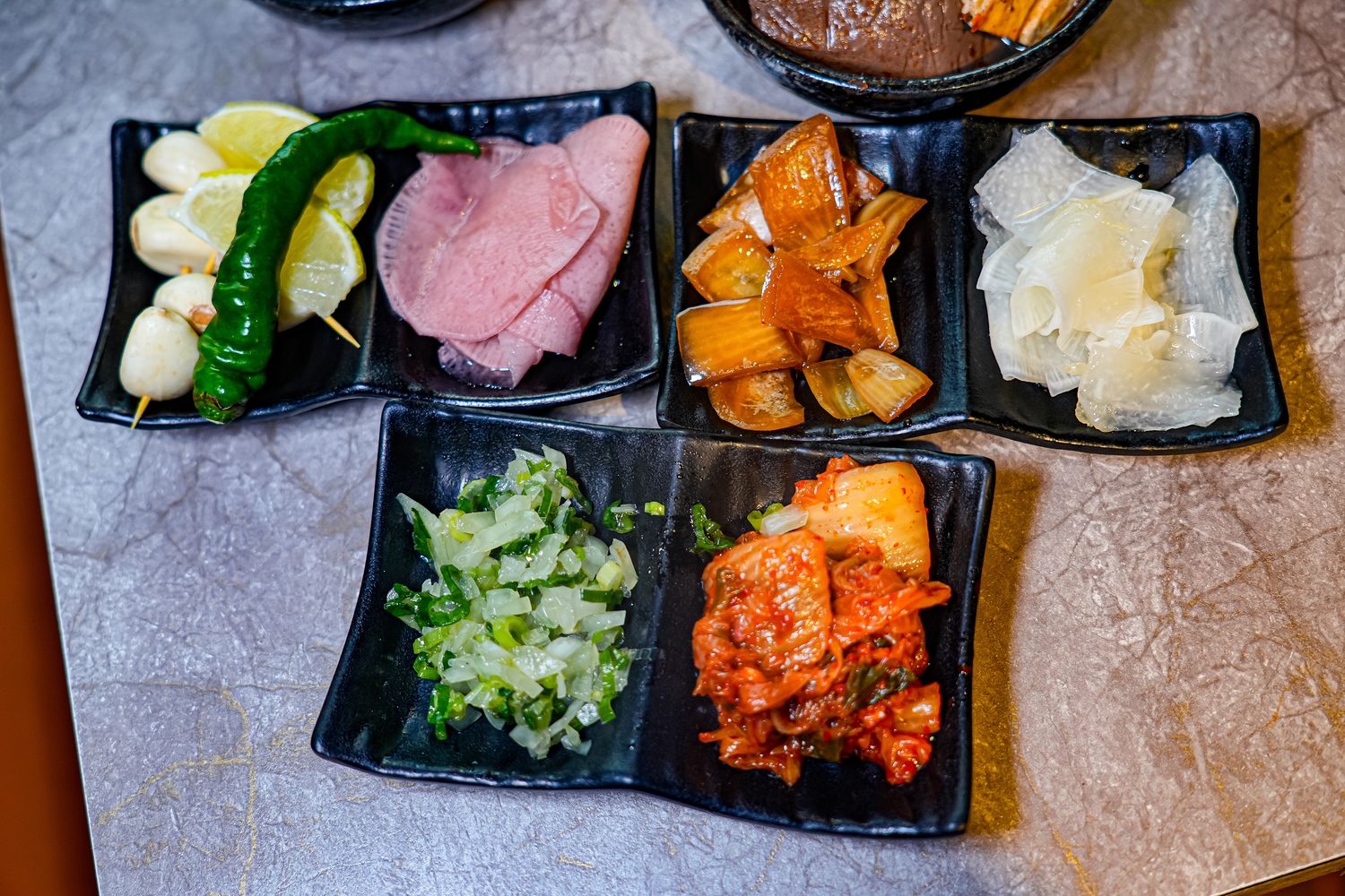 饗燒肉亭｜中壢高 CP 值燒肉！厚切和牛x天使紅蝦無限續點 @混血珊莎的奇幻旅程