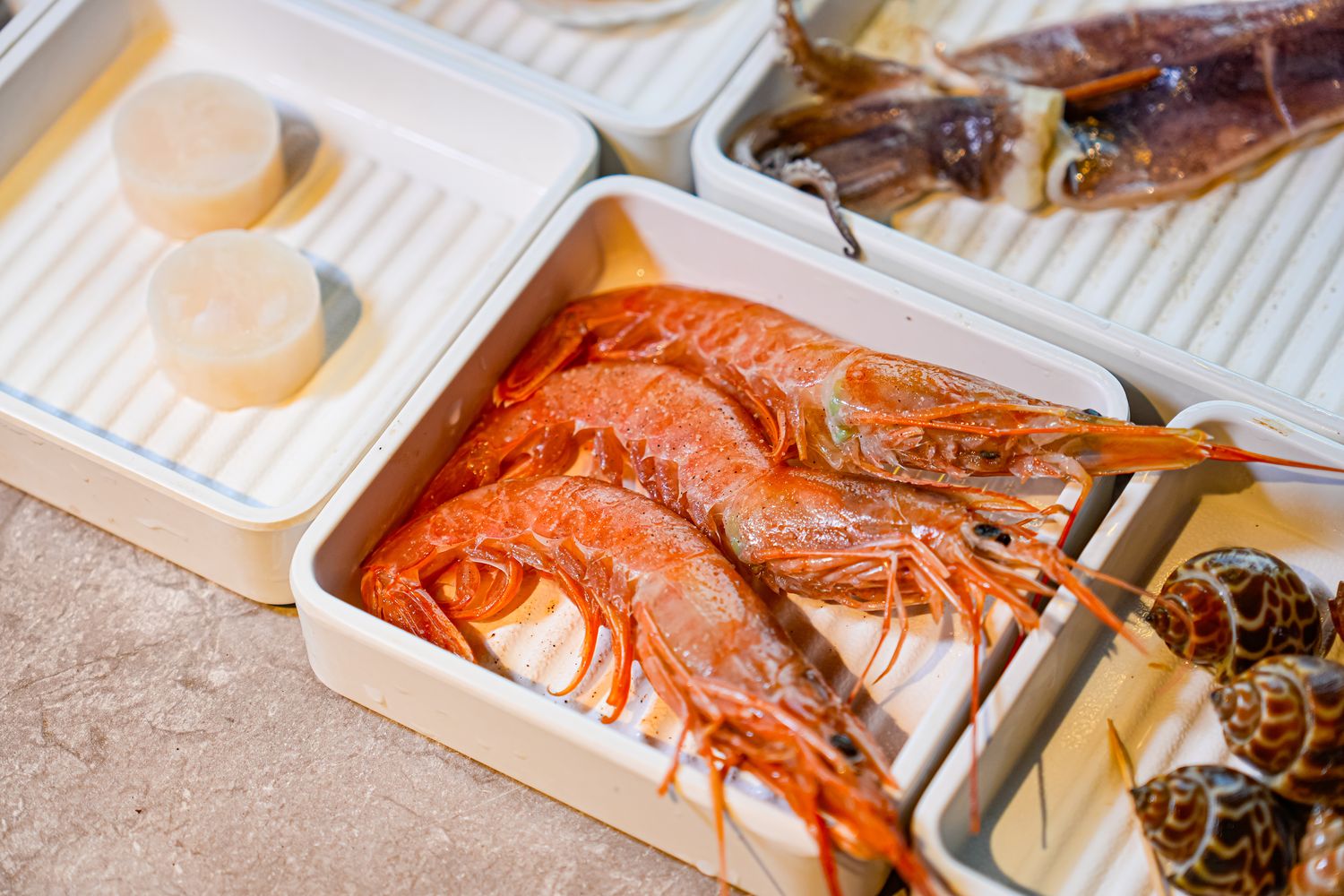 饗燒肉亭｜中壢高 CP 值燒肉！厚切和牛x天使紅蝦無限續點 @混血珊莎的奇幻旅程