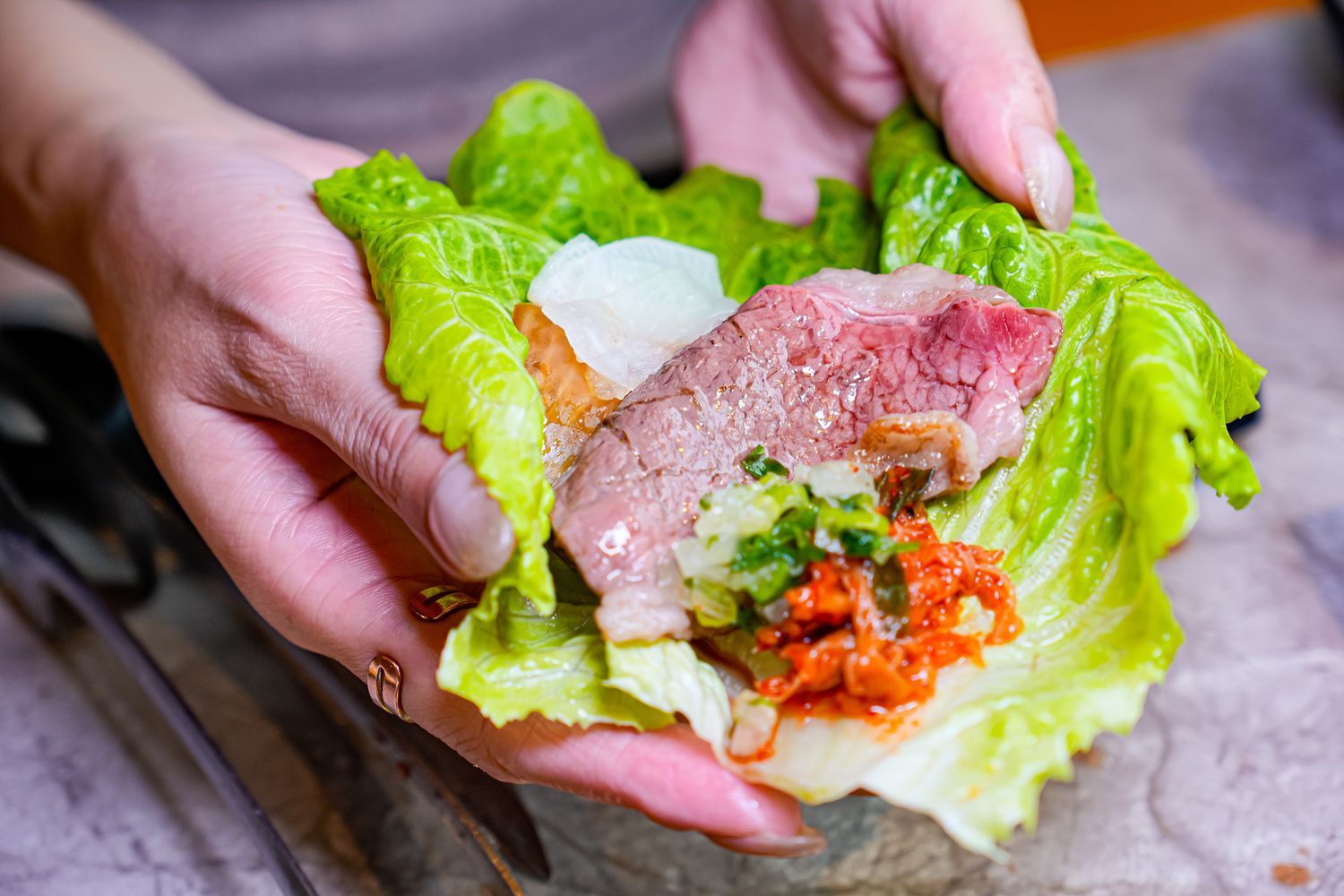 饗燒肉亭｜中壢高 CP 值燒肉！厚切和牛x天使紅蝦無限續點 @混血珊莎的奇幻旅程