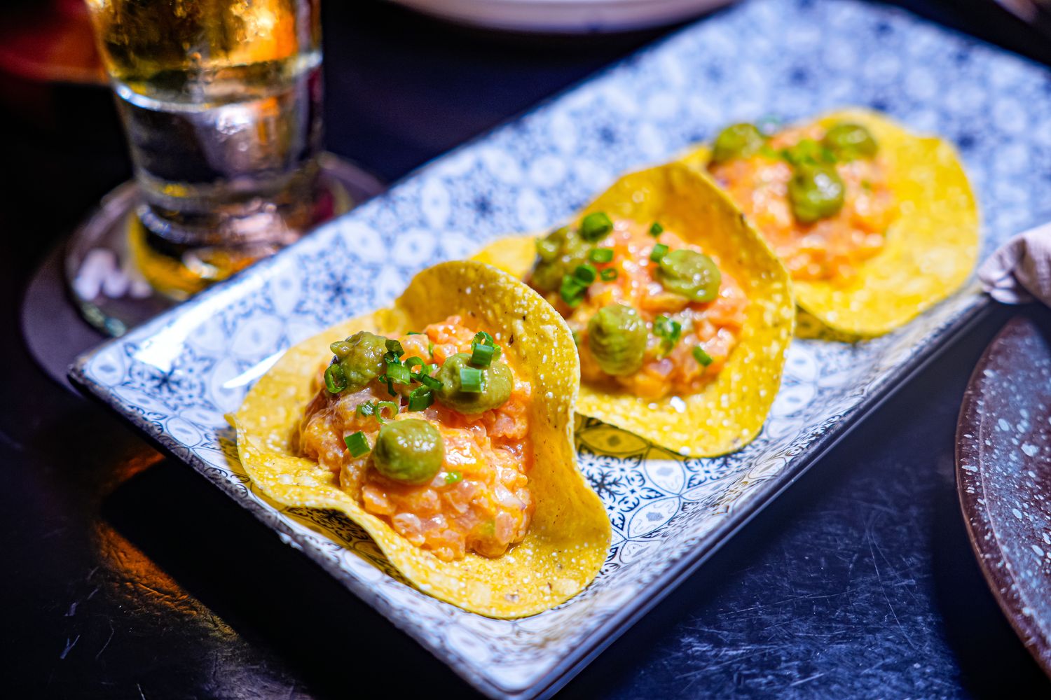 曼谷 Mojjo Rooftop Lounge Bar | 32 樓夜景享受拉丁風情的微醺之夜！ @混血珊莎的奇幻旅程