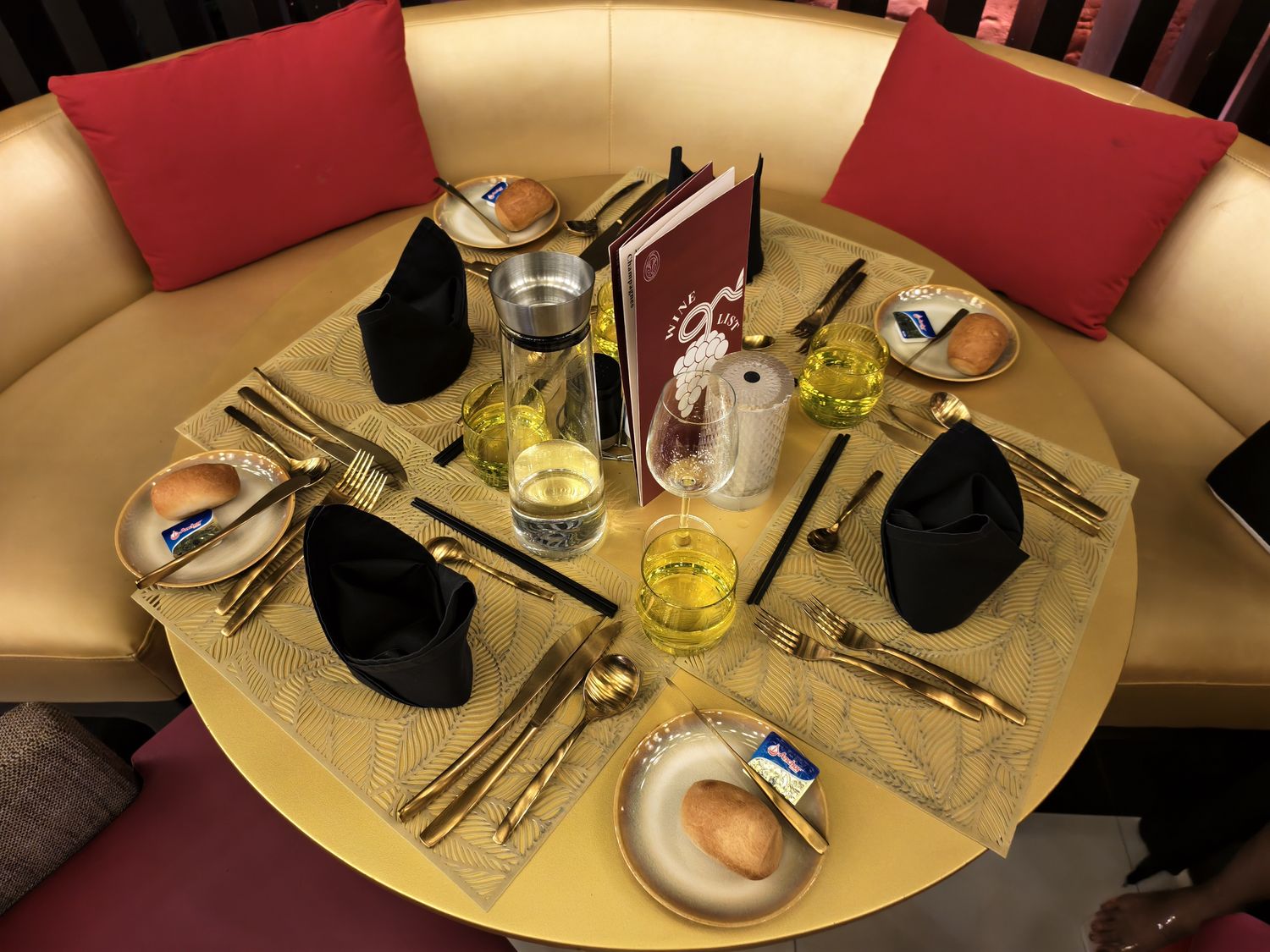 普吉島 Club Med Phuket (上):費用優惠、房型開箱、全包式吃到飽酒水無限暢飲! @混血珊莎的奇幻旅程 普吉島 Club Med Phuket (上):費用優惠、房型開箱、全包式吃到飽酒水無限暢飲! @混血珊莎的奇幻旅程