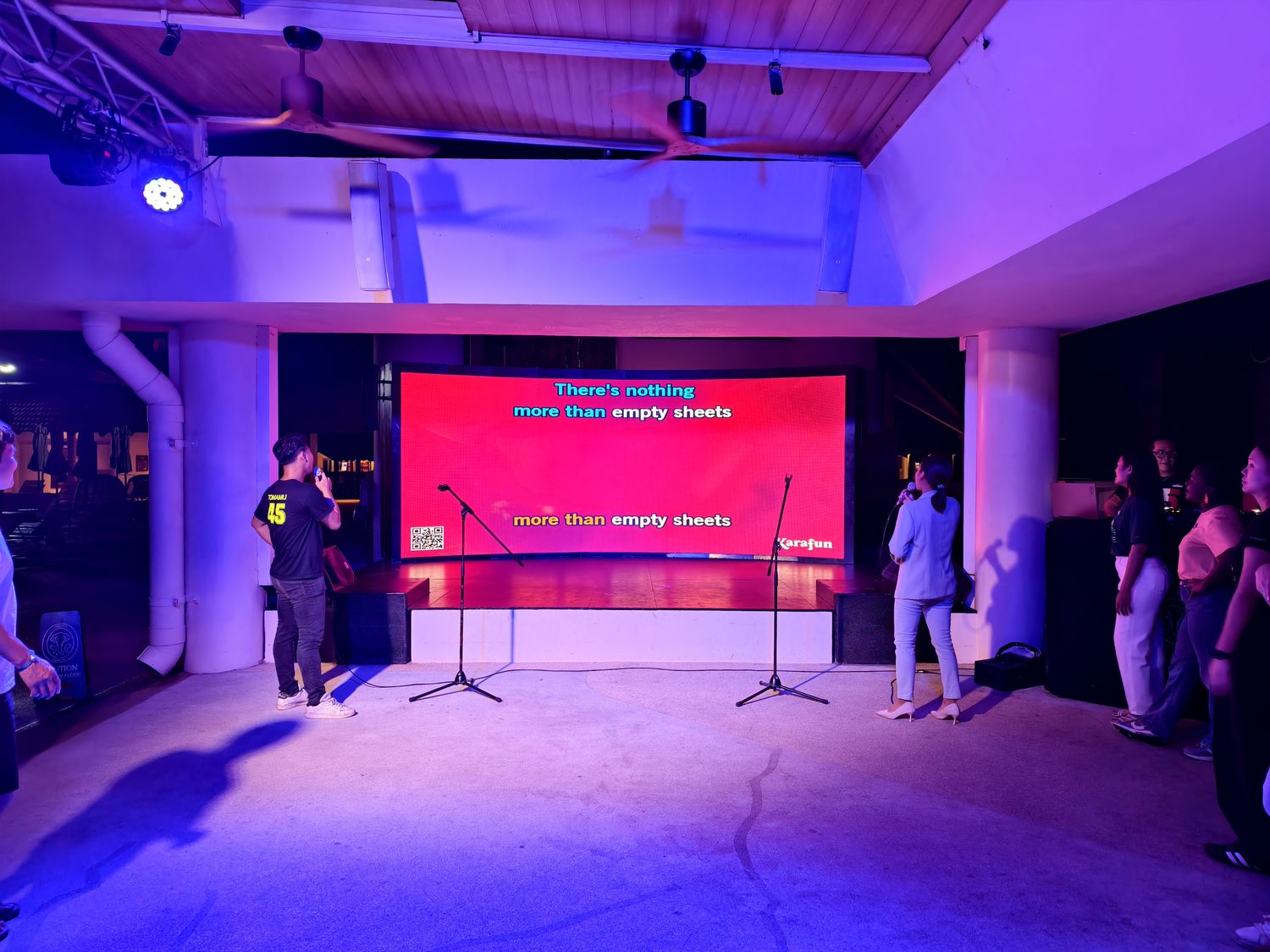 普吉島 Club Med Phuket (下)：水陸運動到超嗨夜間表演派對秀，還有神隊友兒童俱樂部! @混血珊莎的奇幻旅程