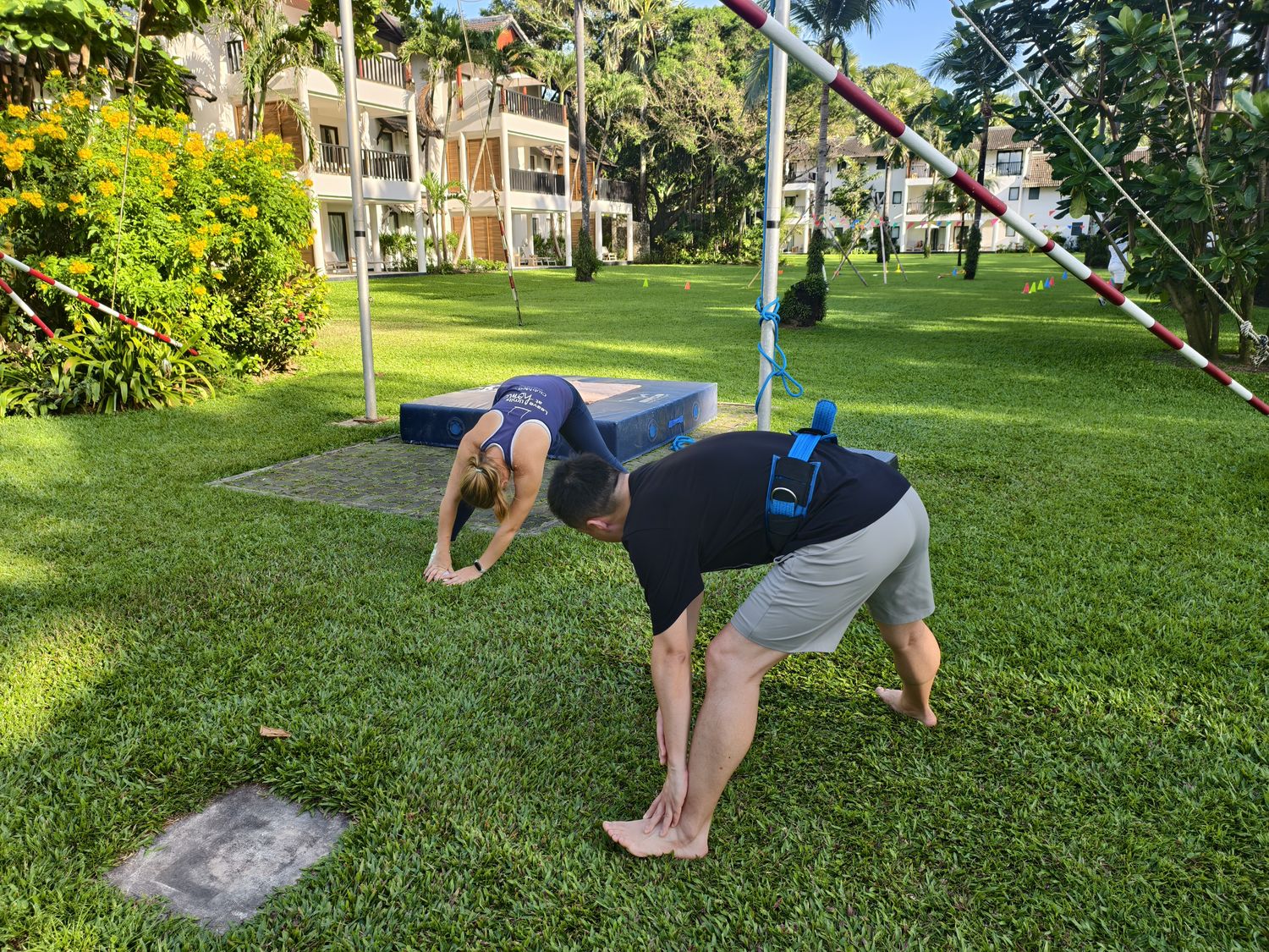 普吉島 Club Med Phuket (下)：水陸運動到超嗨夜間表演派對秀，還有神隊友兒童俱樂部! @混血珊莎的奇幻旅程