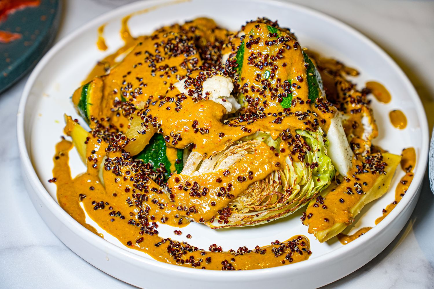 【台北東區餐酒館】緩緩 FABULA｜藏身鬧區的質感約會餐廳、歲末聚餐首選推薦! @混血珊莎的奇幻旅程