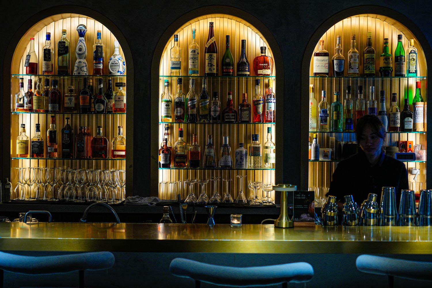 【台北東區餐酒館】緩緩 FABULA｜藏身鬧區的質感約會餐廳、歲末聚餐首選推薦! @混血珊莎的奇幻旅程