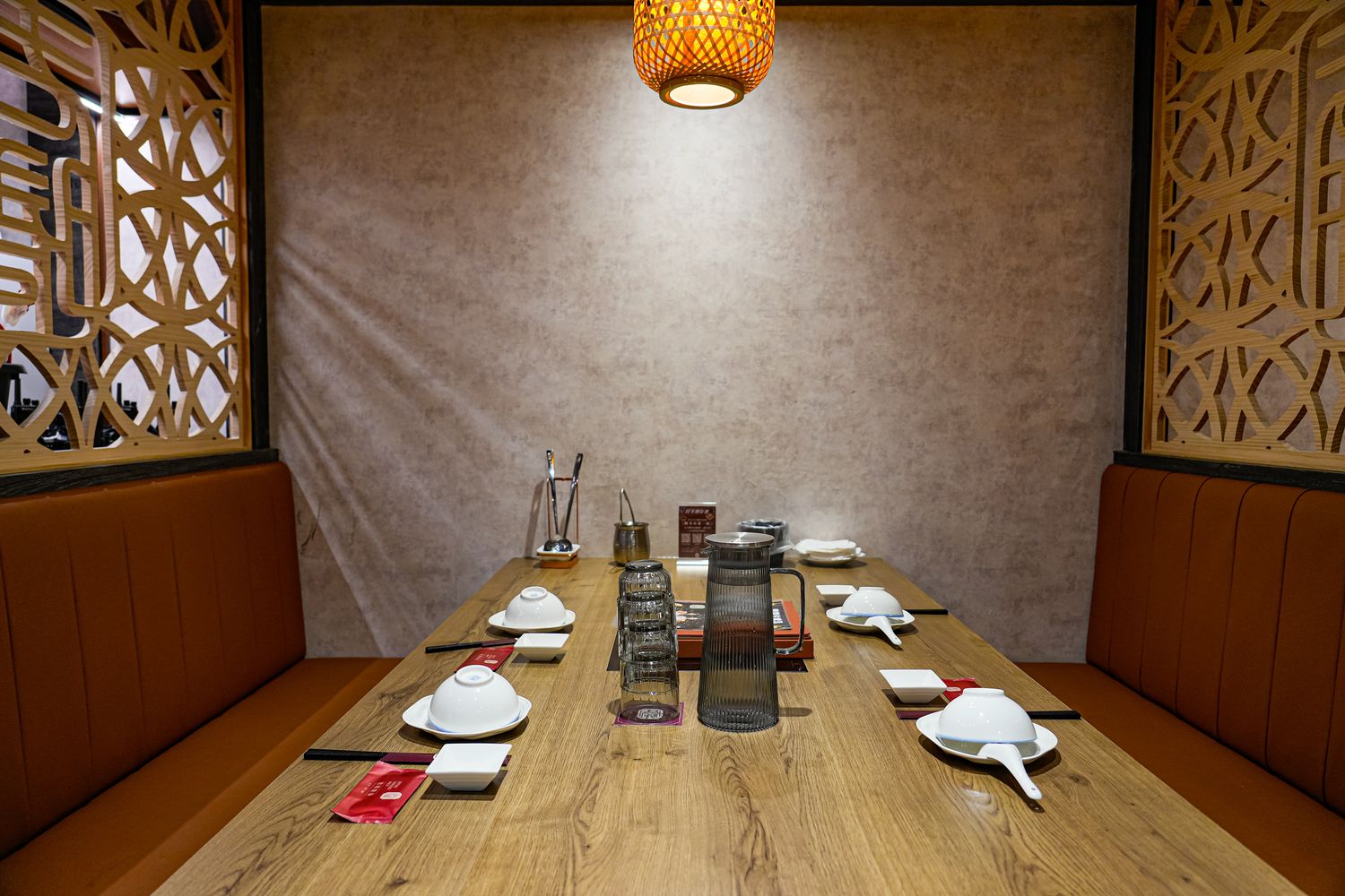 君曜雞湯｜台北信義區神仙系金黃雞湯! 包廂可KTV歡唱、龍蝦海陸饗宴 (近世貿/101) @混血珊莎的奇幻旅程